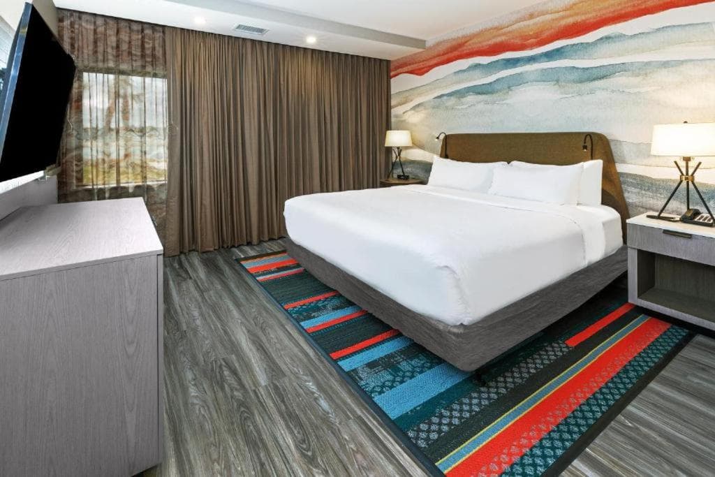 Hotel Indigo Spring - Woodlands Area by IHG property views in Spring, TX — gallery photo 3