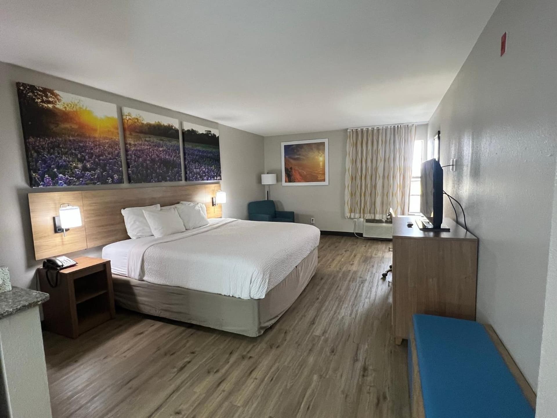 Days Inn by Wyndham Dallas Plano gallery photo in Plano, TX — image 8