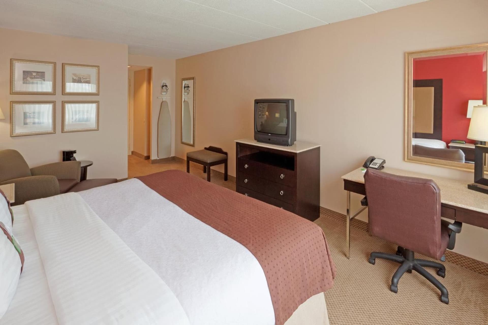 Holiday Inn Portsmouth by IHG gallery photo in Portsmouth, NH — image 44