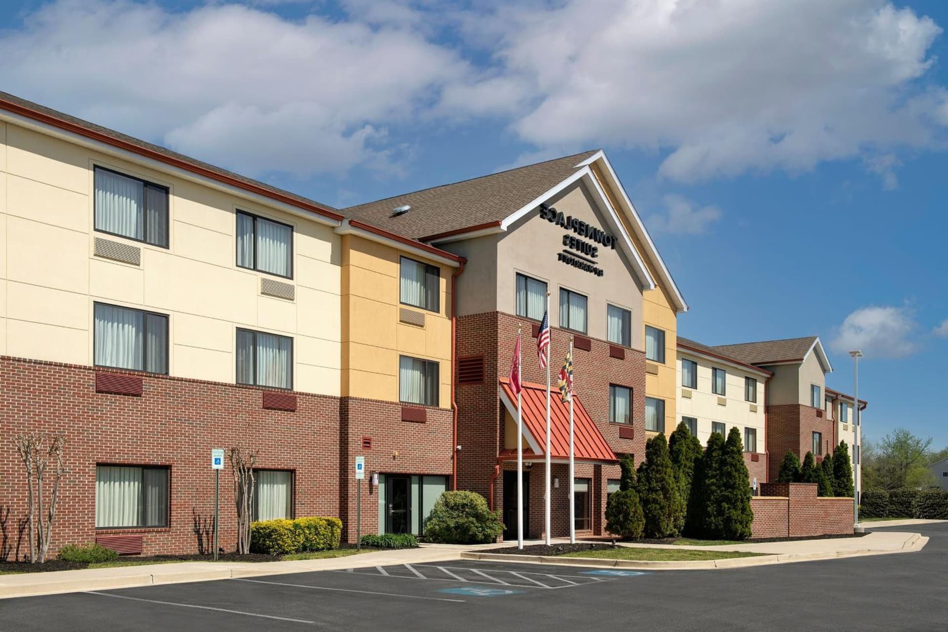 TownePlace Suites by Marriott Lexington Park Patuxent River Naval Air Station interior in Lexington Park, MD — gallery photo 2