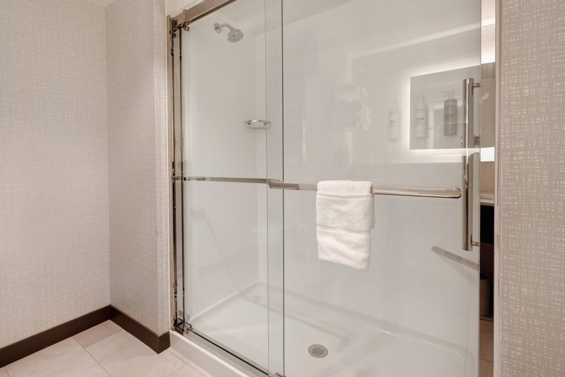 Hampton Inn Chicago Orland Park gallery photo in Orland Park, IL — image 19