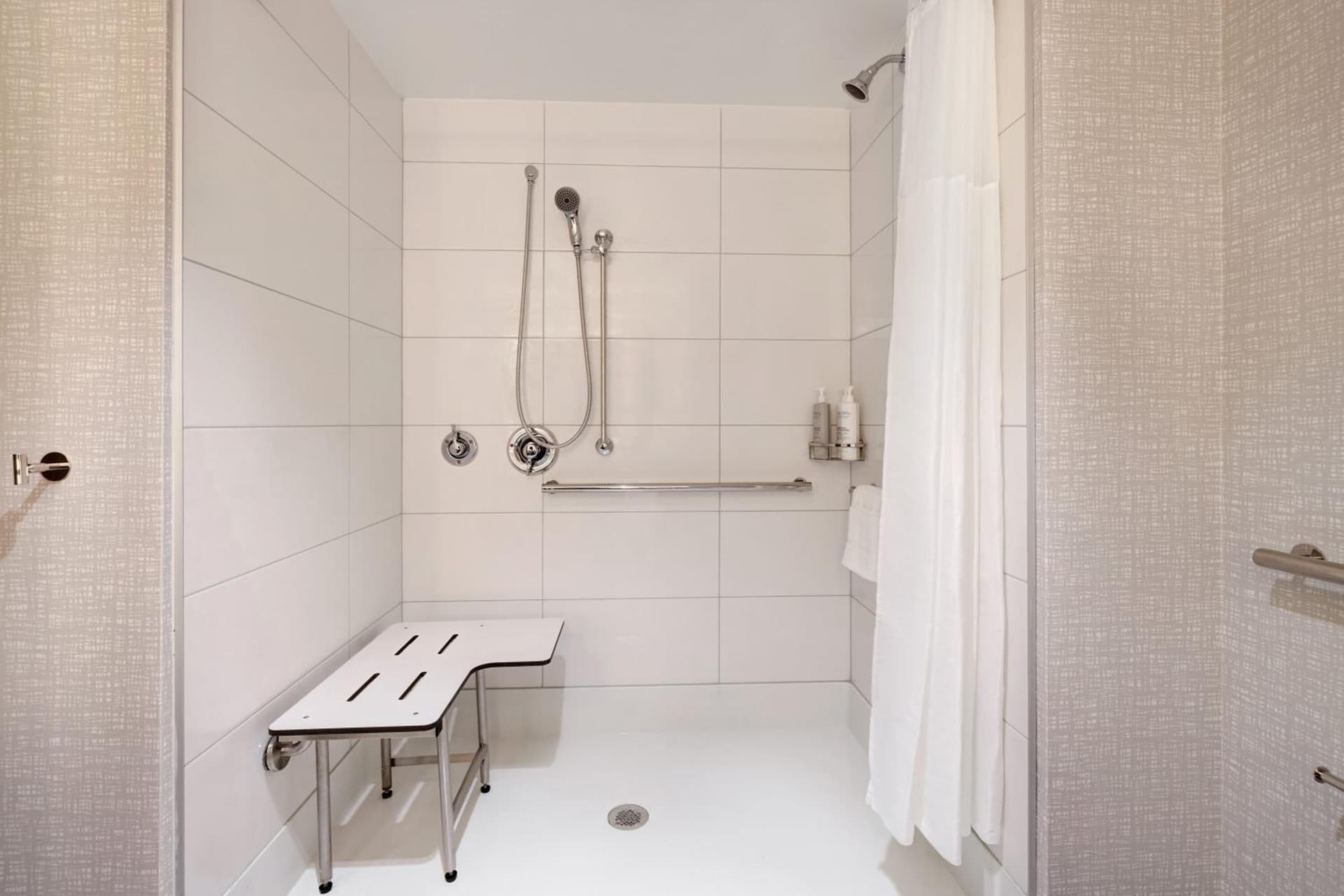 Hampton Inn Chicago Orland Park gallery photo in Orland Park, IL — image 22