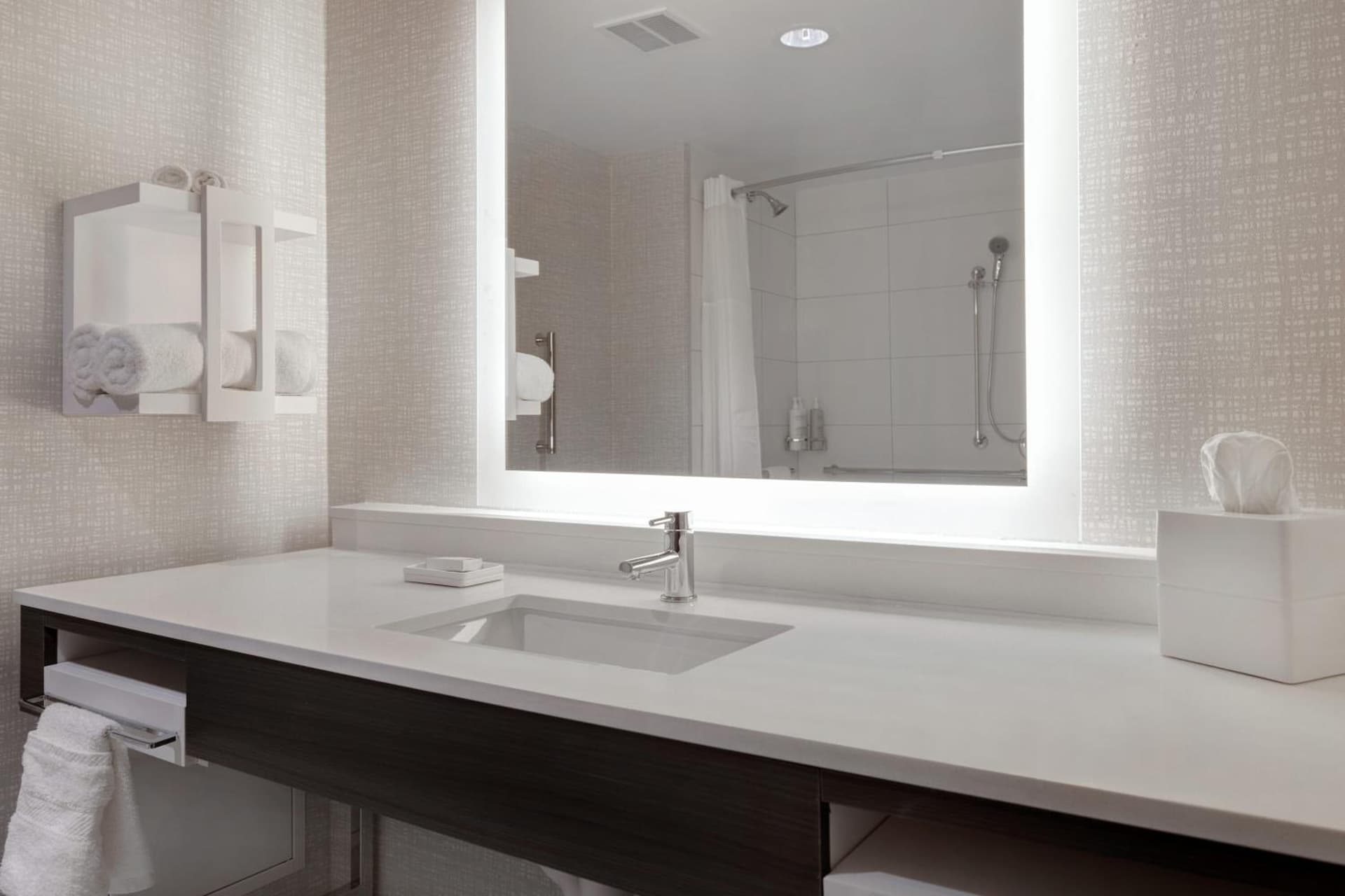 Hampton Inn Chicago Orland Park property views in Orland Park, IL — gallery photo 3