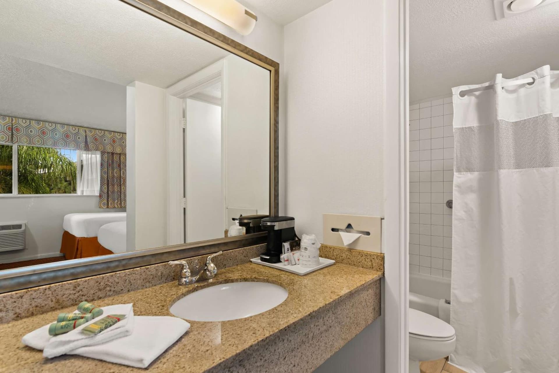 Best Western Port St. Lucie gallery photo in Port Saint Lucie, FL — image 7