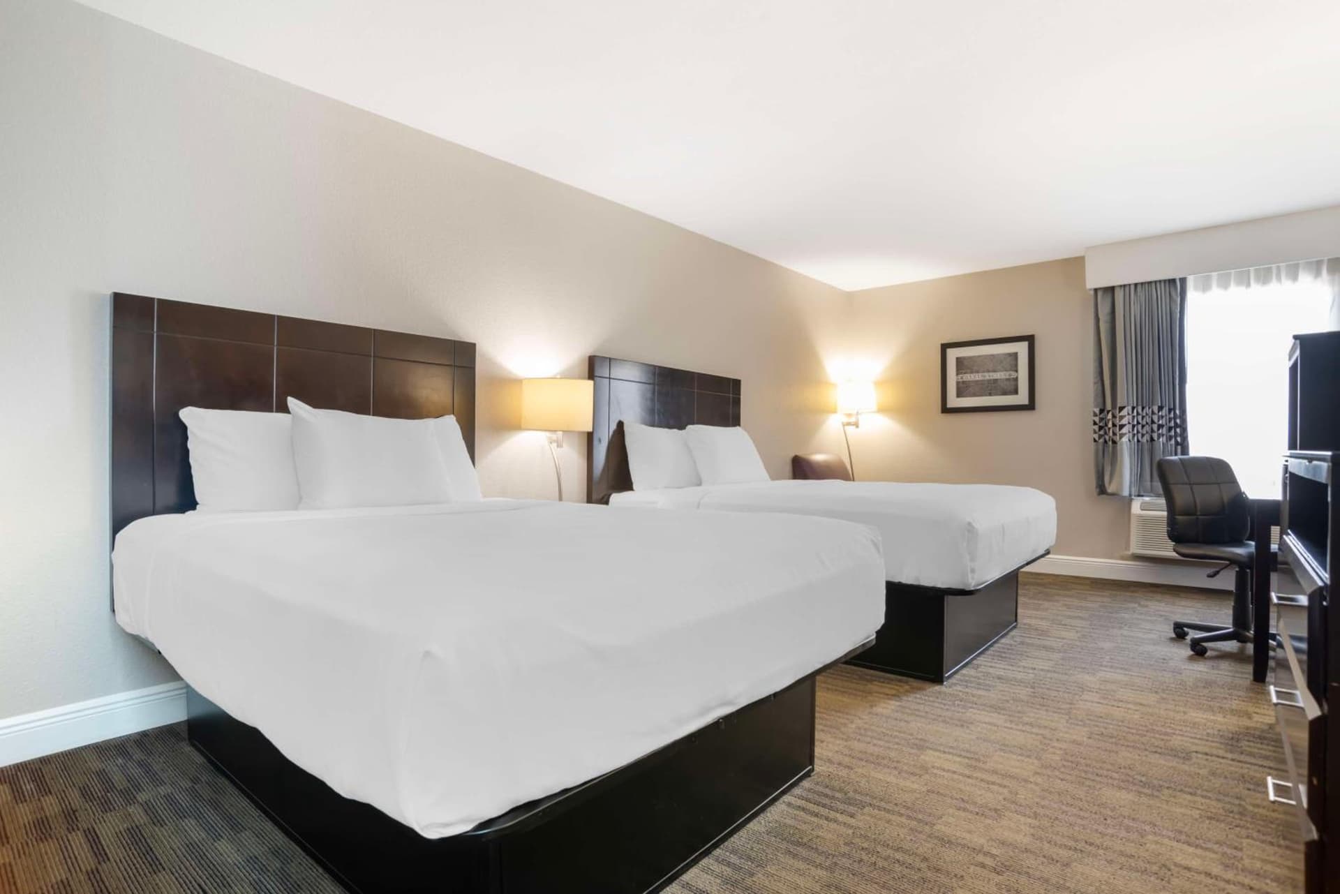 Best Western Bayou Inn interior in Westwego, LA — gallery photo 2