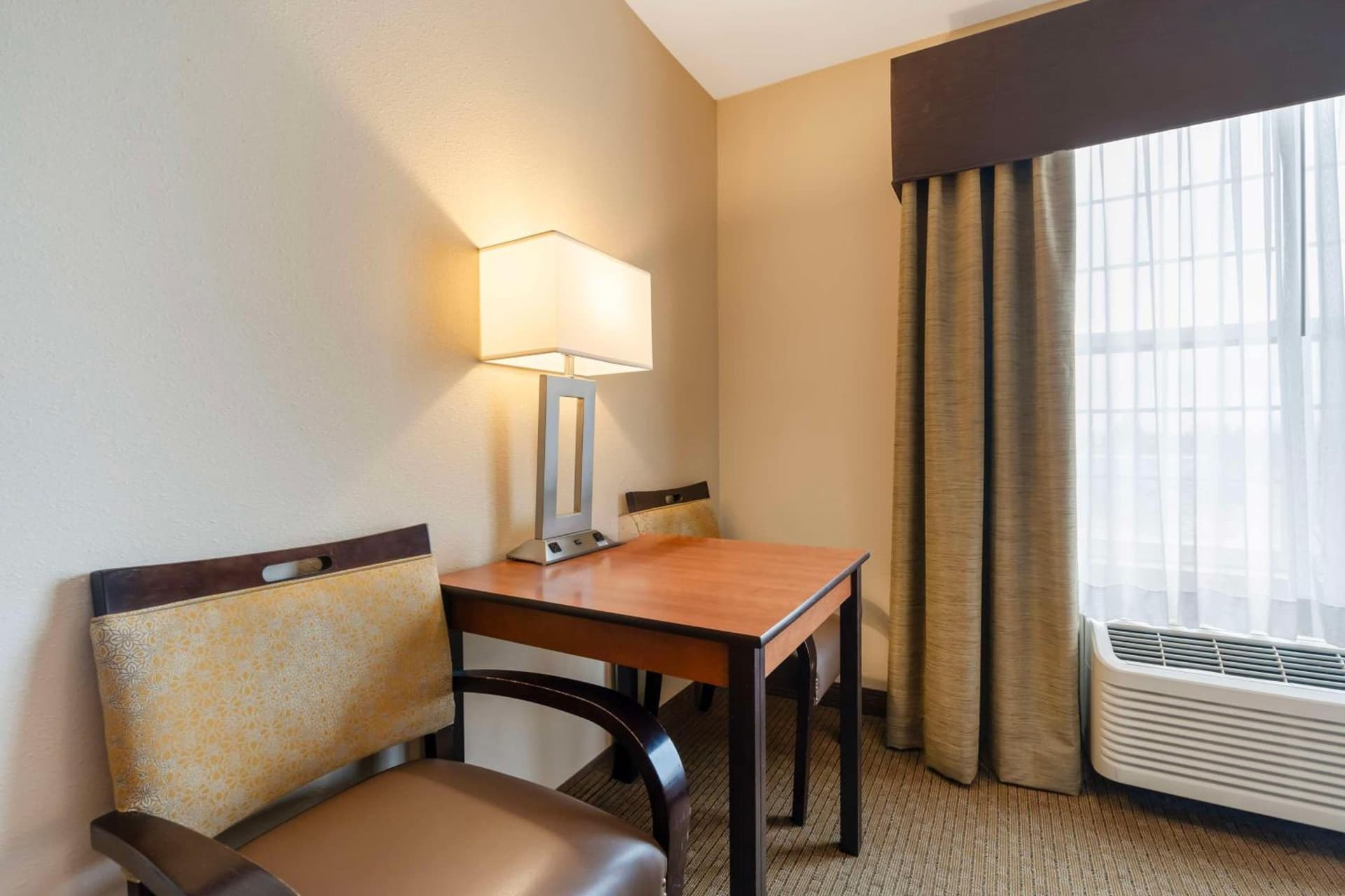 Best Western Bend North gallery photo in Bend, OR — image 23