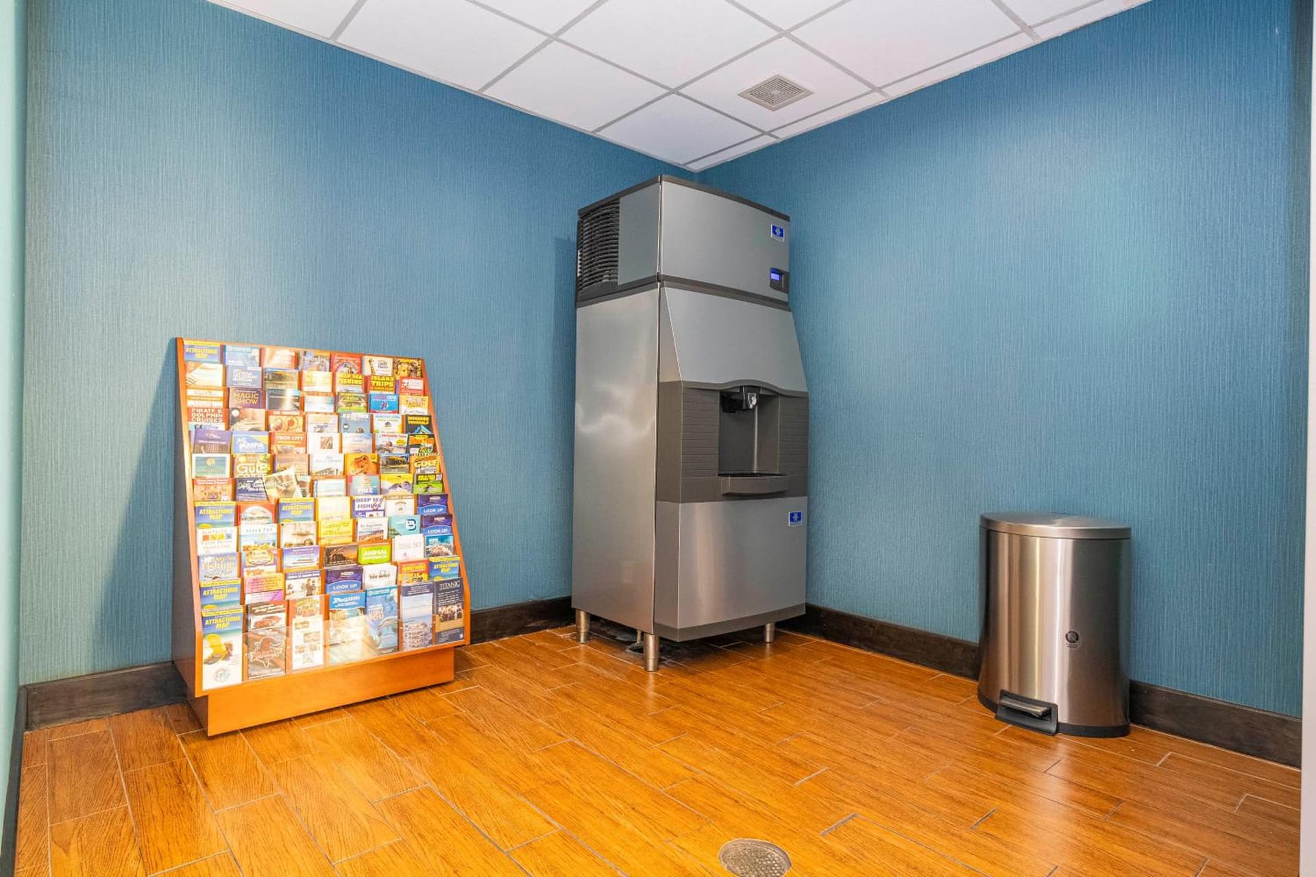 Hampton Inn by Hilton Spring Hill gallery photo in Timber Pines, FL — image 36