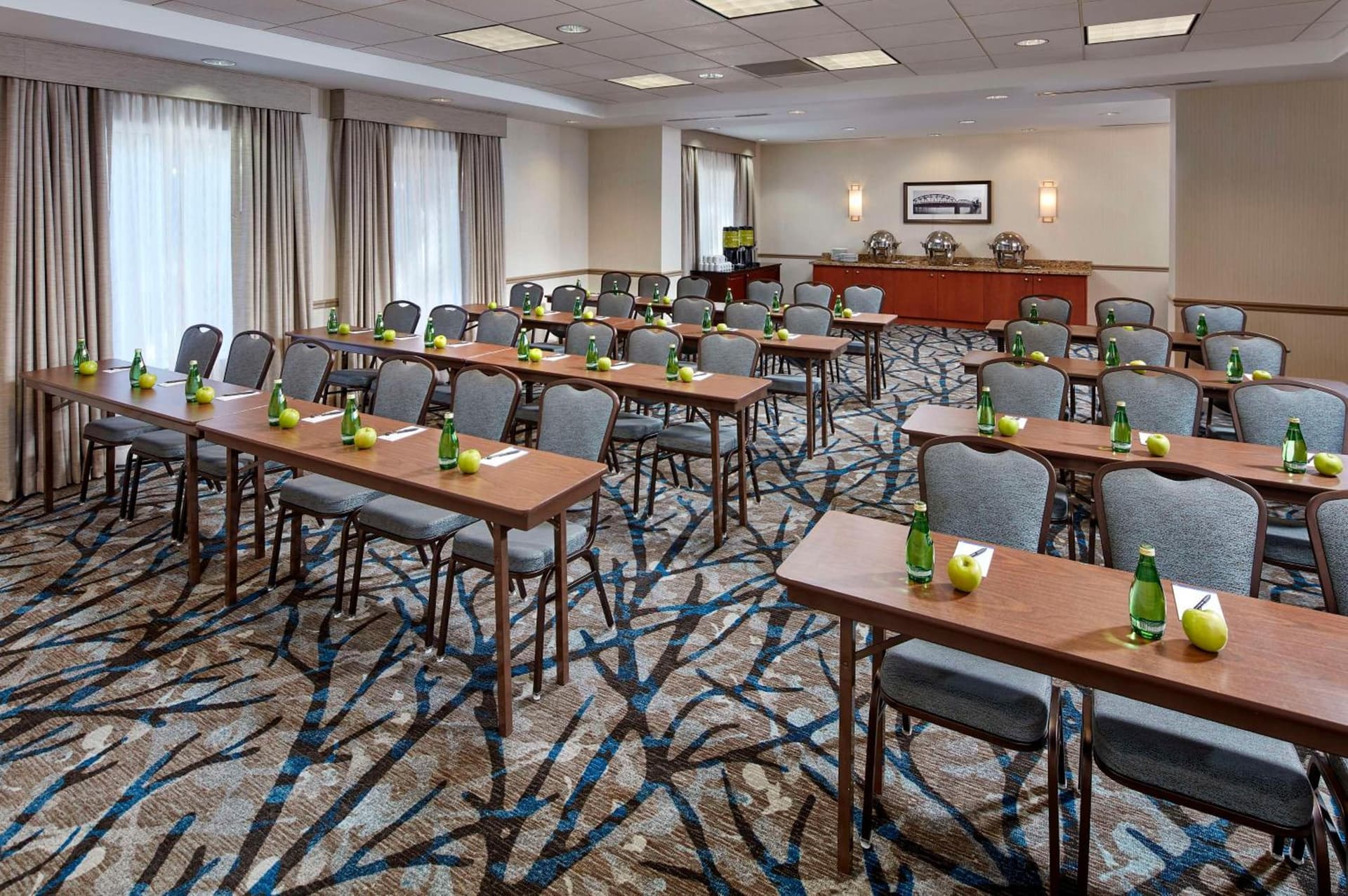 Hilton Garden Inn Portland Lake Oswego gallery photo in Lake Oswego, OR — image 8