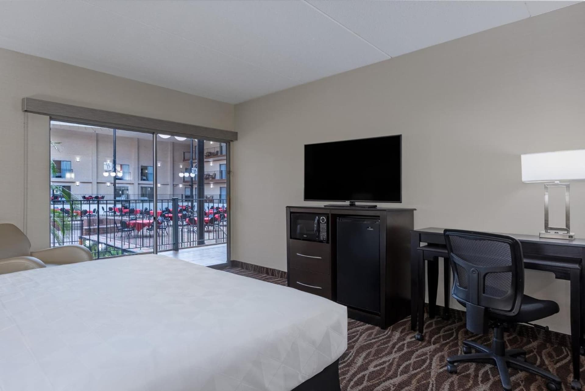 Holiday Inn Des Moines-Airport Conf Center by IHG gallery photo in Des Moines, IA — image 48
