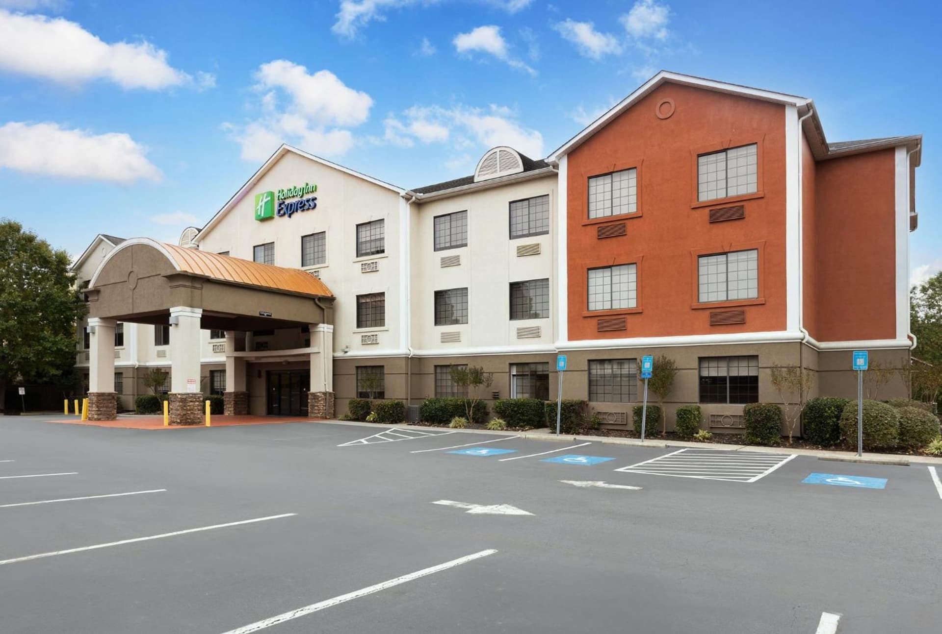 Holiday Inn Express & Suites Acworth - Kennesaw Northwest by IHG featured exterior or lobby in Acworth, GA — similar hotel