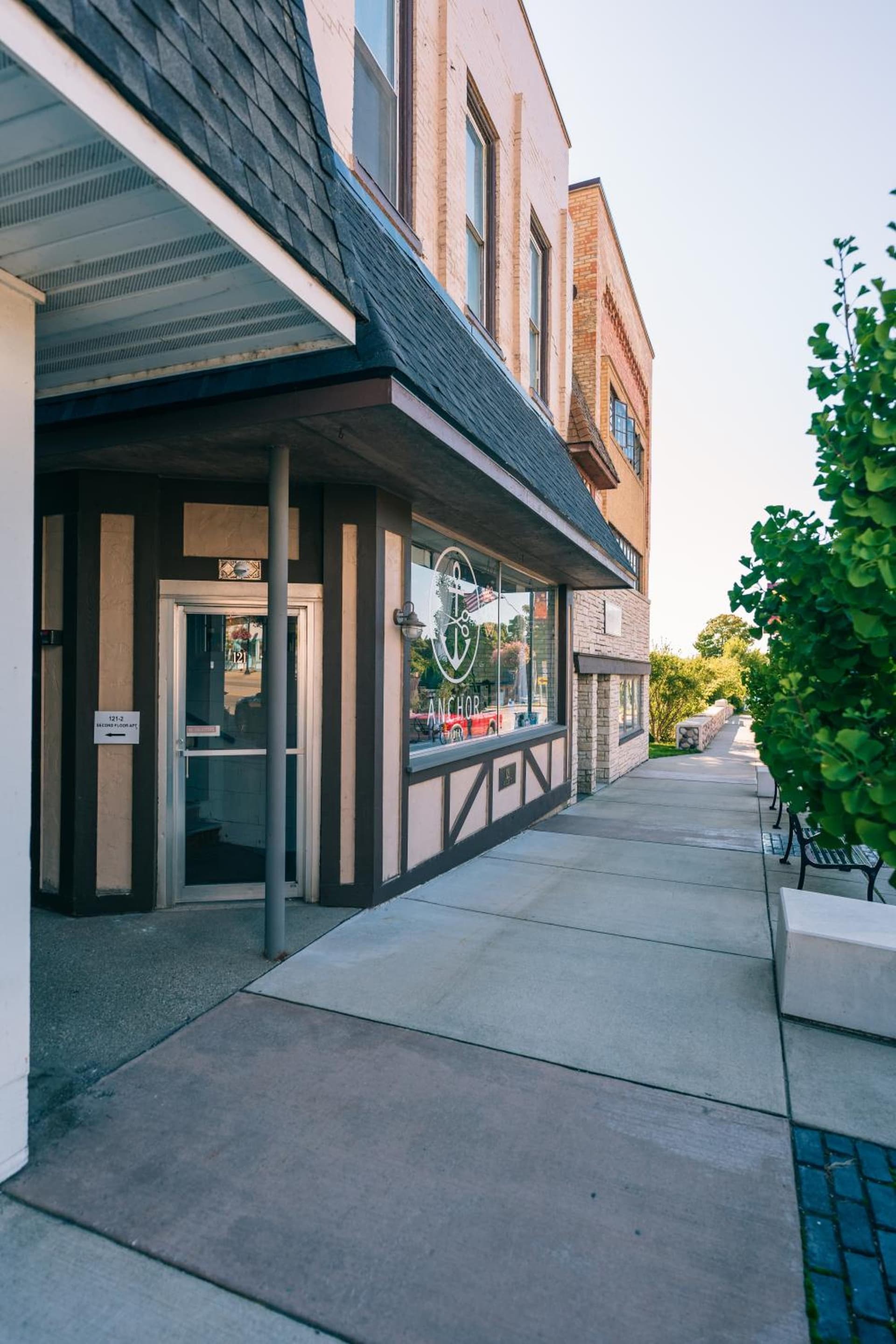 Weathervane Inn gallery photo in Montague, MI — image 37
