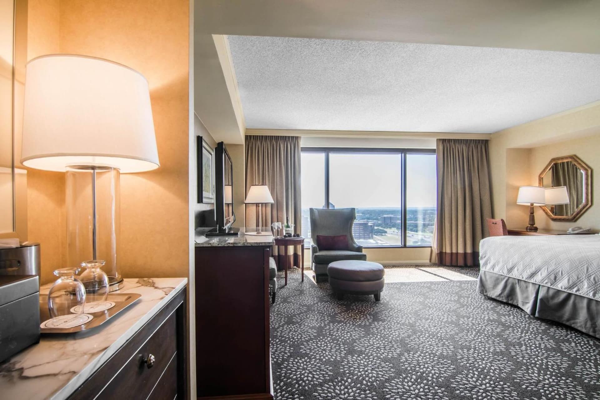Omni Las Colinas Hotel gallery photo in Irving, TX — image 4