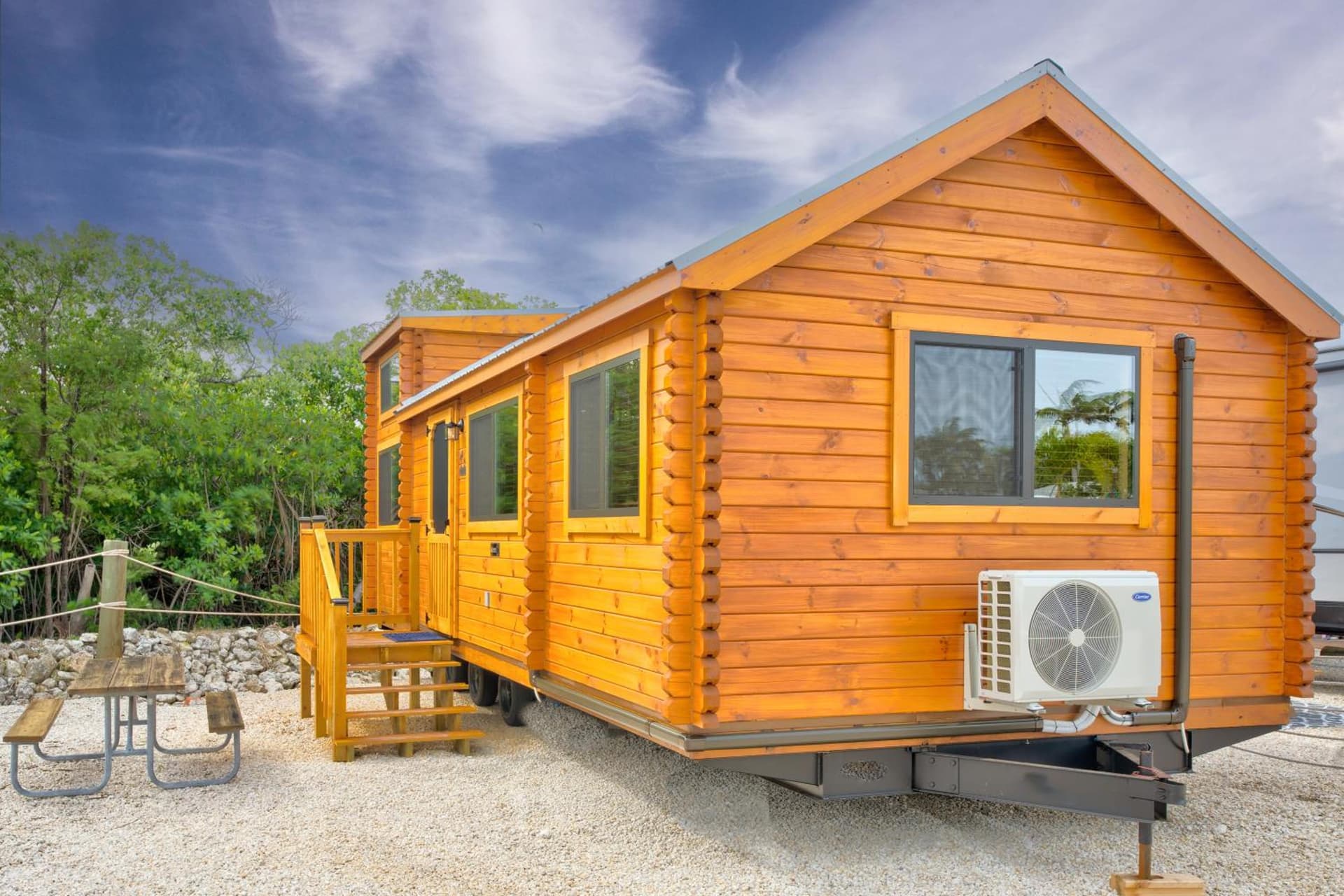 Cabins at Bonefish Bay interior in Marathon, FL — gallery photo 2