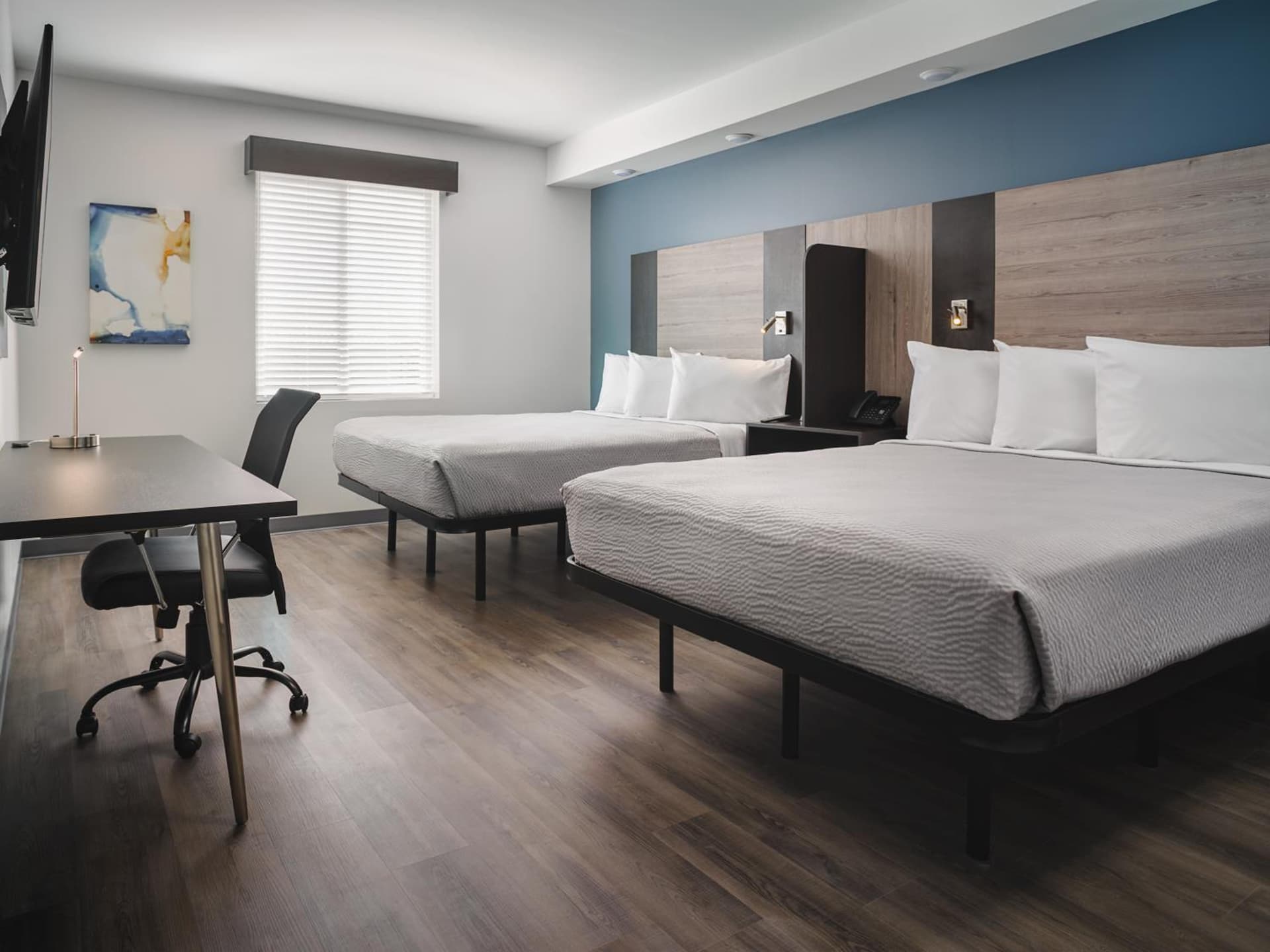 stayAPT Suites Auburn gallery photo in Auburn, AL — image 9
