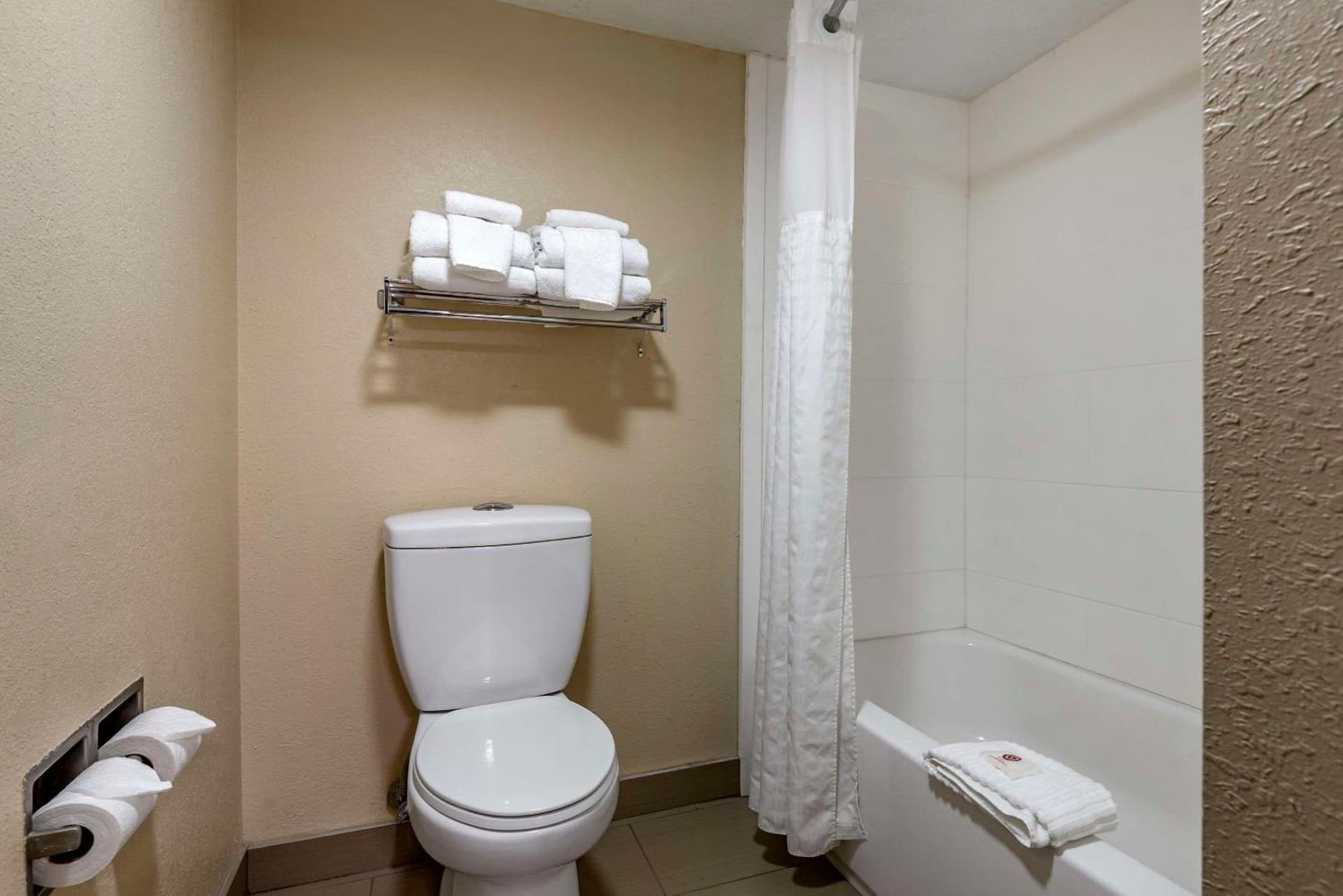 Comfort Inn Matthews / Charlotte property views in Matthews, NC — gallery photo 3