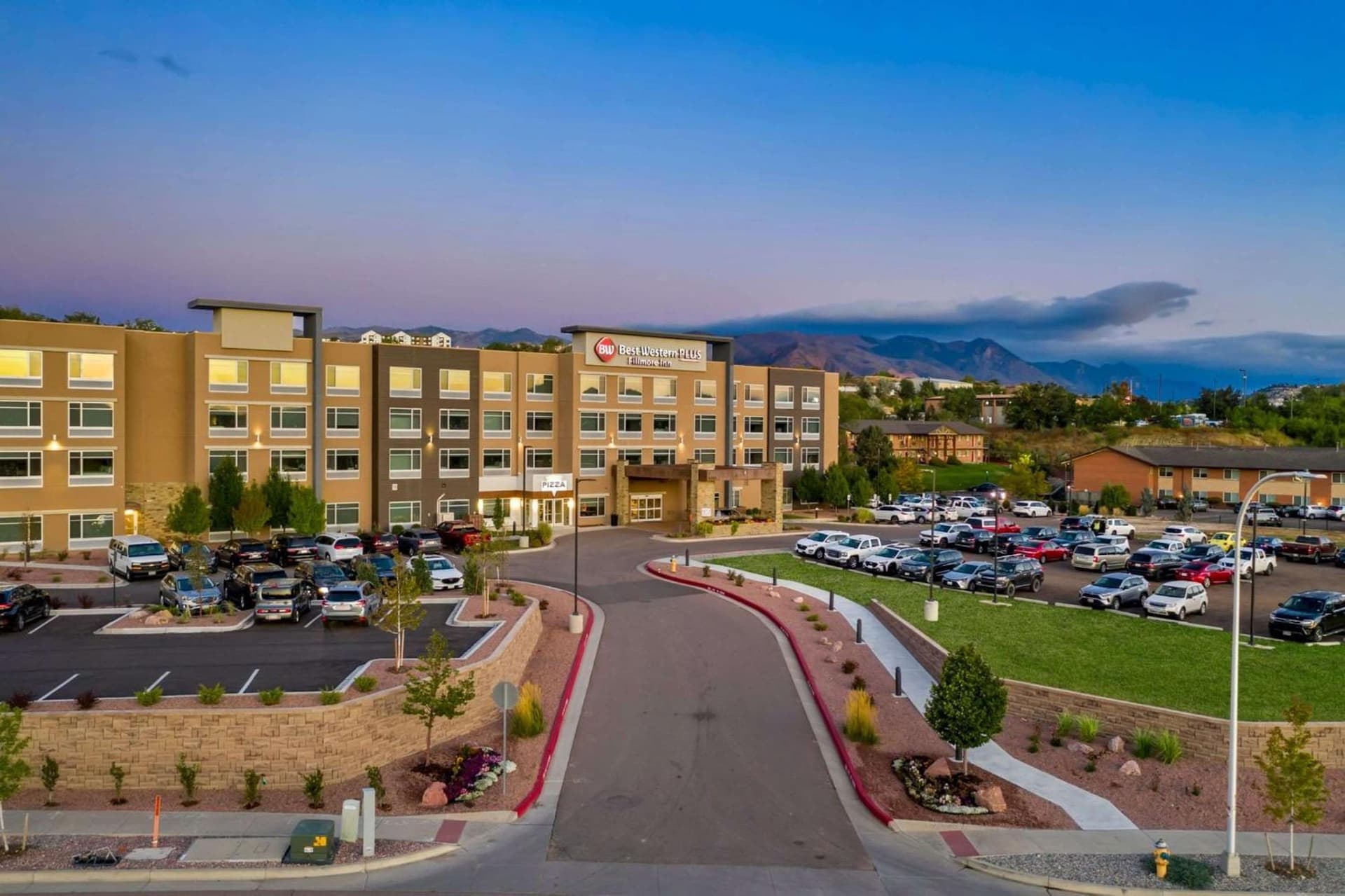 Best Western Plus Fillmore Inn & Suites interior in Colorado Springs, CO — gallery photo 2