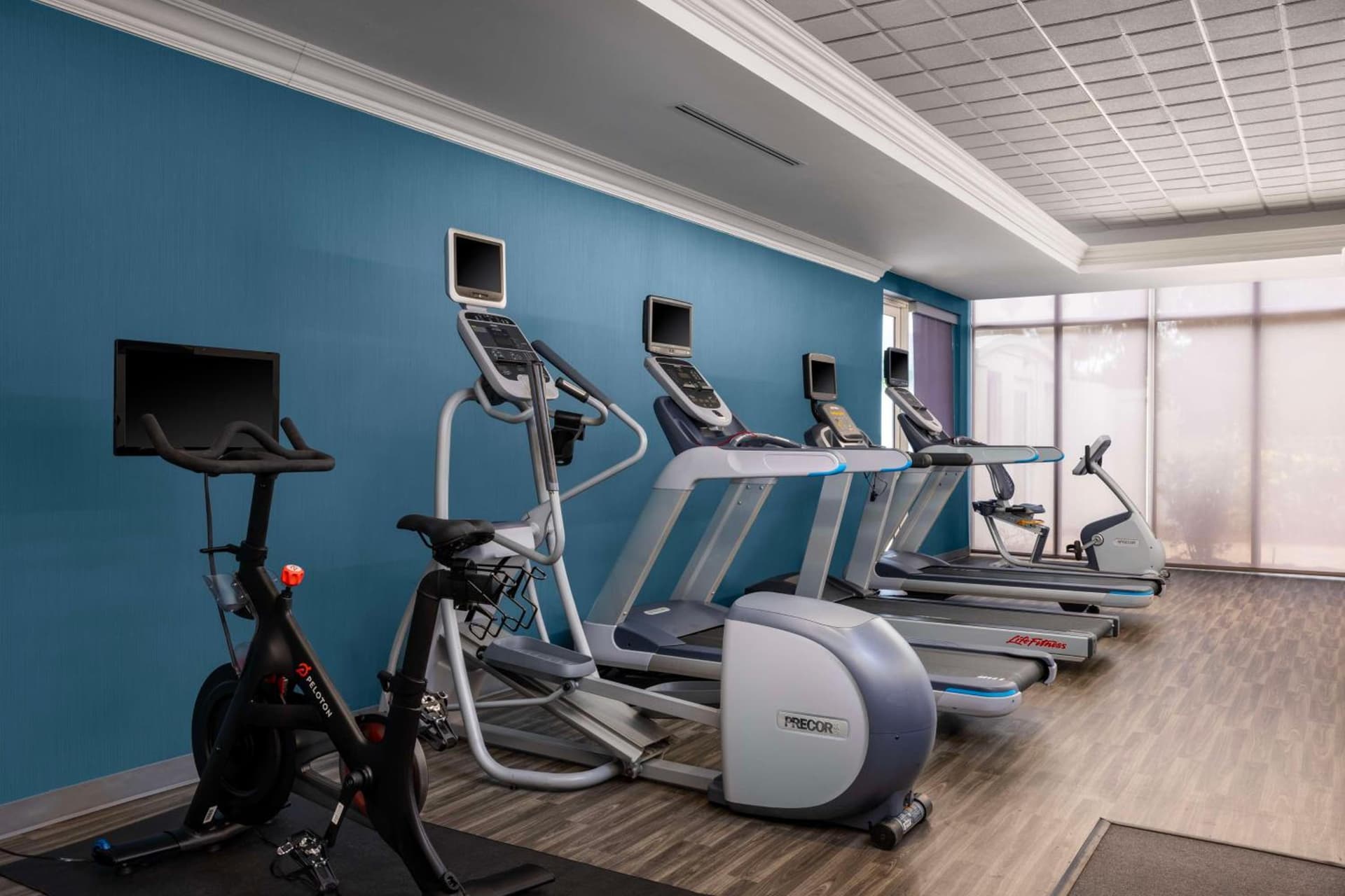 Hampton Inn West Palm Beach Central Airport gallery photo in West Palm Beach, FL — image 29