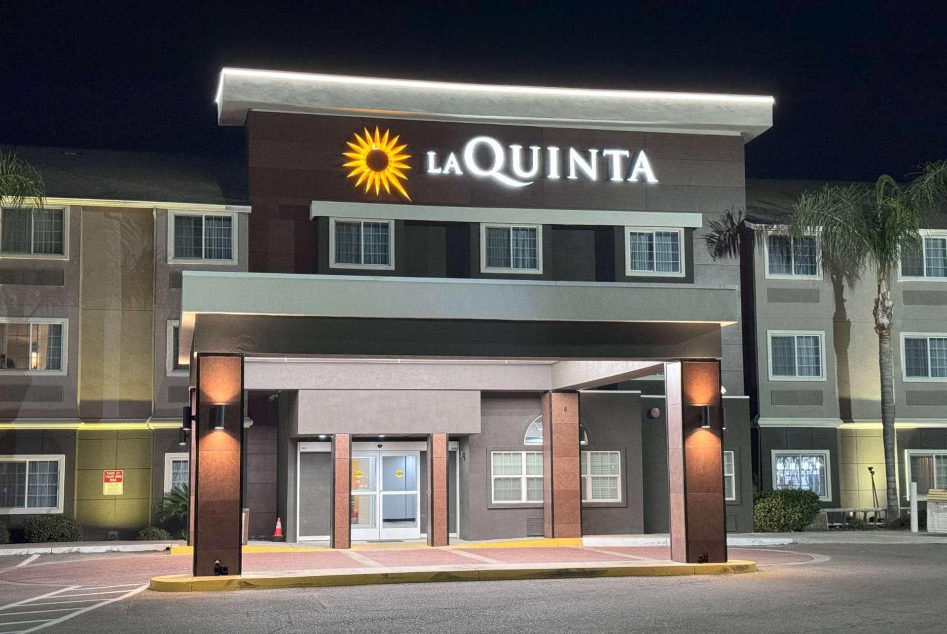 La Quinta by Wyndham Tulare property views in Tulare, CA — gallery photo 3