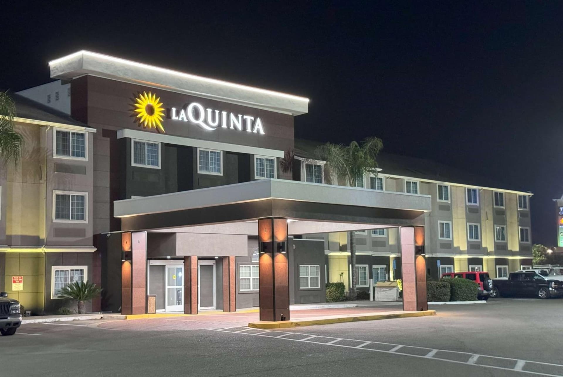 La Quinta by Wyndham Tulare interior in Tulare, CA — gallery photo 2