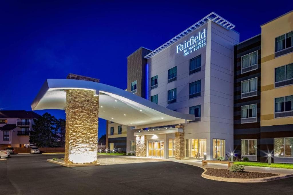 Fairfield by Marriott Port Clinton Waterfront property views in Port Clinton, OH — gallery photo 3