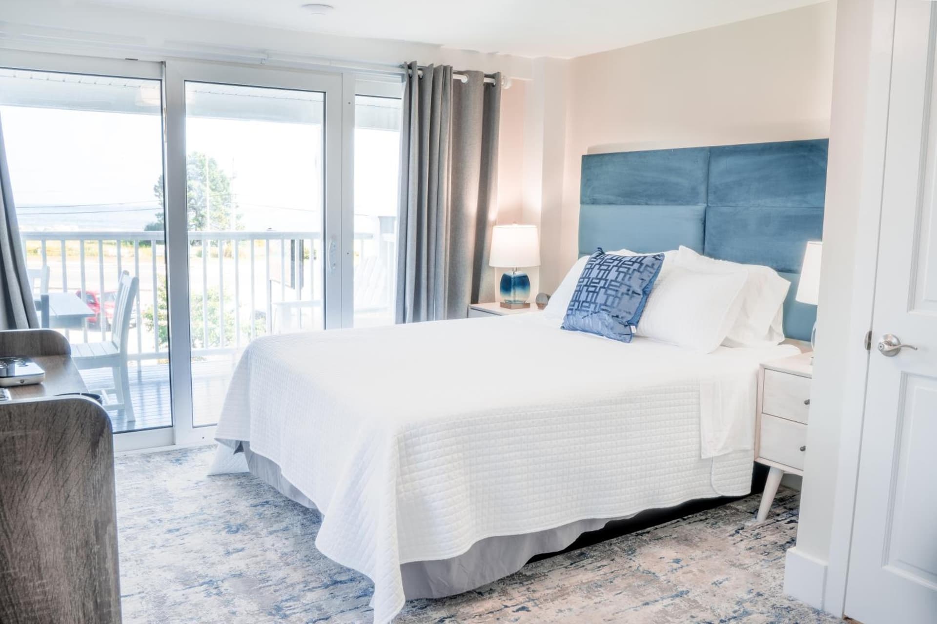935 Ocean, a Beachside Inn gallery photo in Hampton — image 25