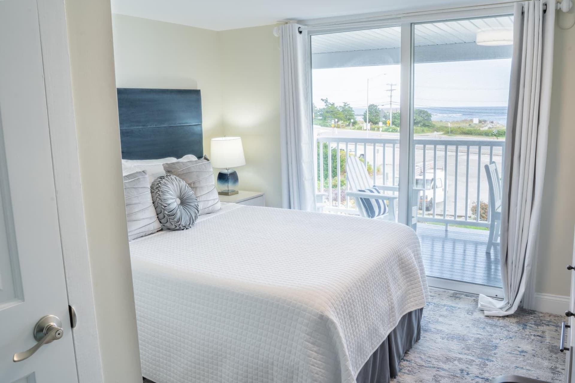 935 Ocean, a Beachside Inn gallery photo in Hampton — image 16