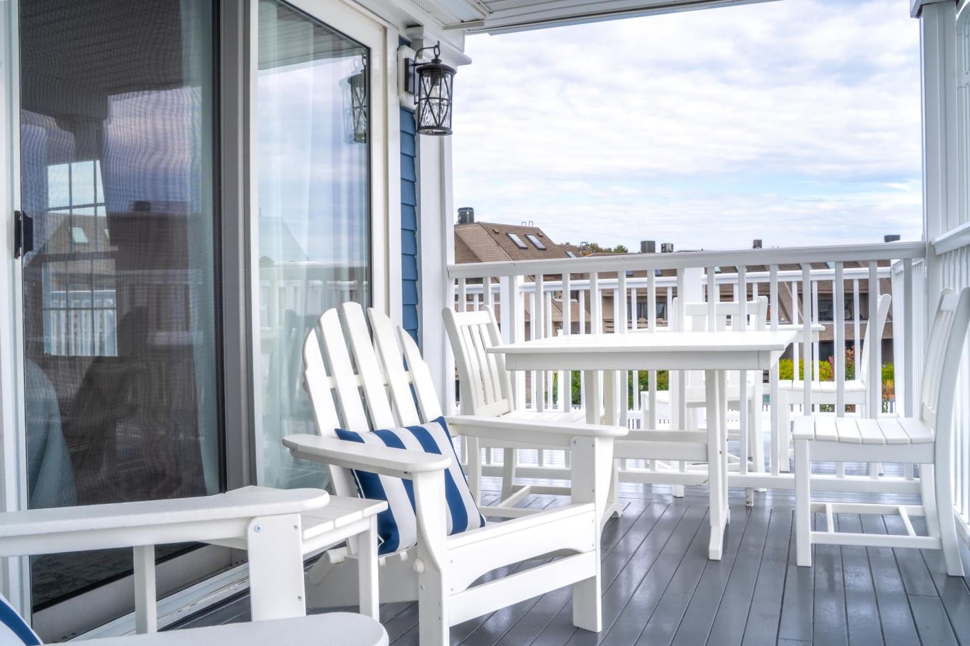 935 Ocean, a Beachside Inn gallery photo in Hampton — image 13