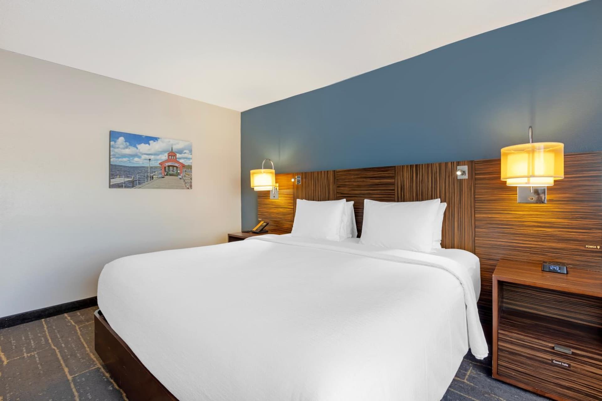 The Lux Hotel & Conference Center, an Ascend Collection Hotel gallery photo in Waterloo — image 28