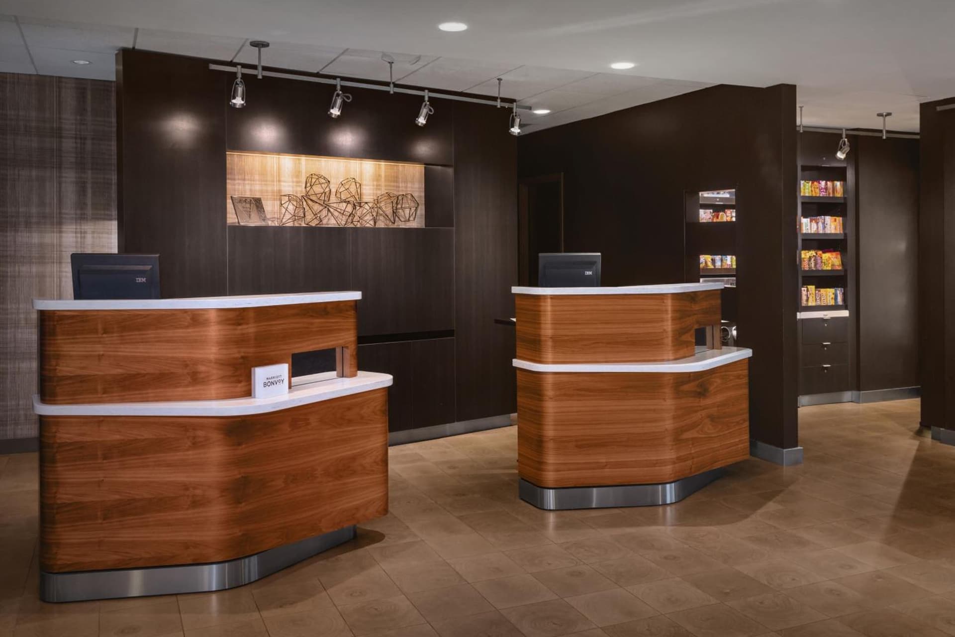 Courtyard by Marriott Mahwah interior in Mahwah, NJ — gallery photo 2