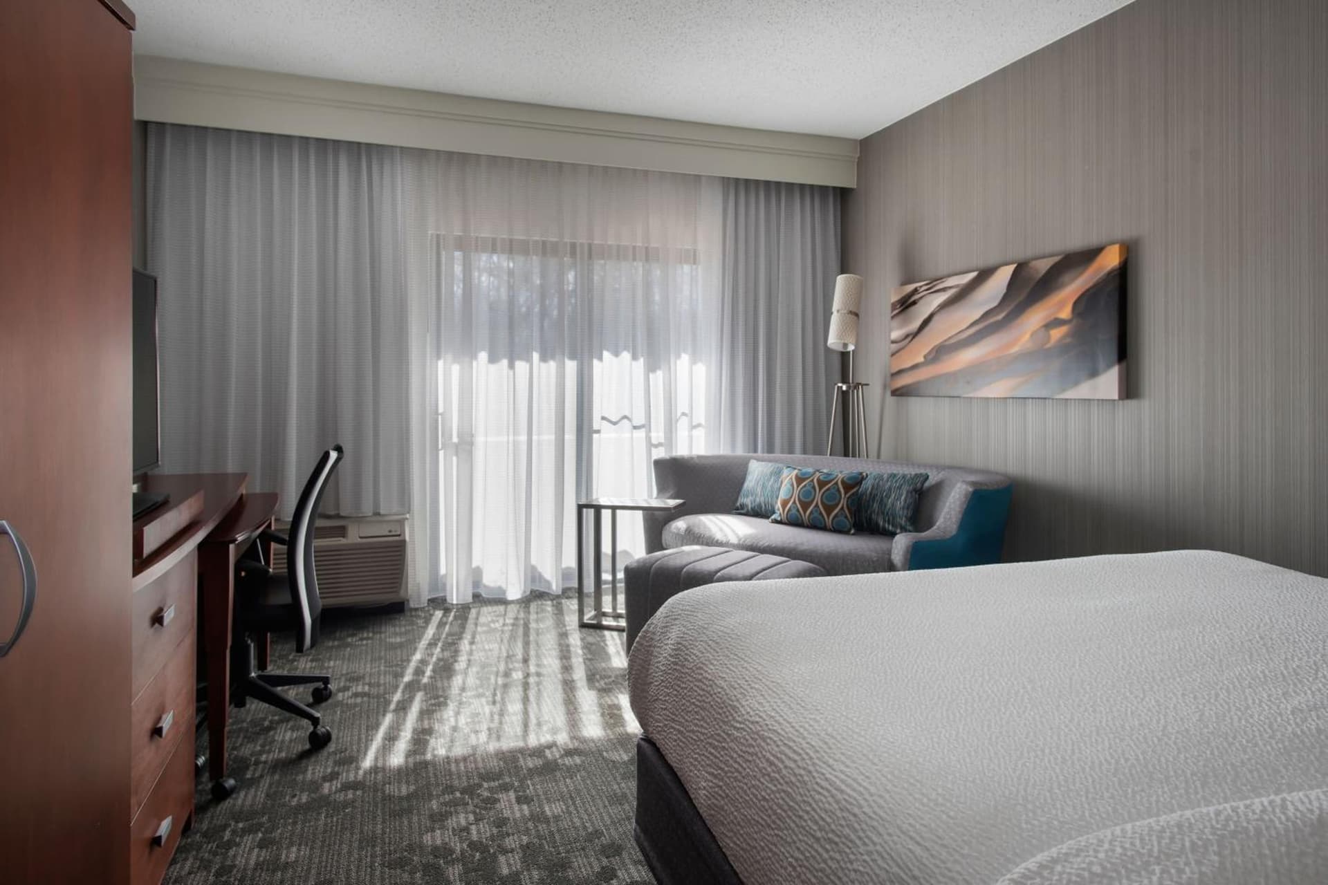 Courtyard by Marriott Mahwah gallery photo in Mahwah, NJ — image 7