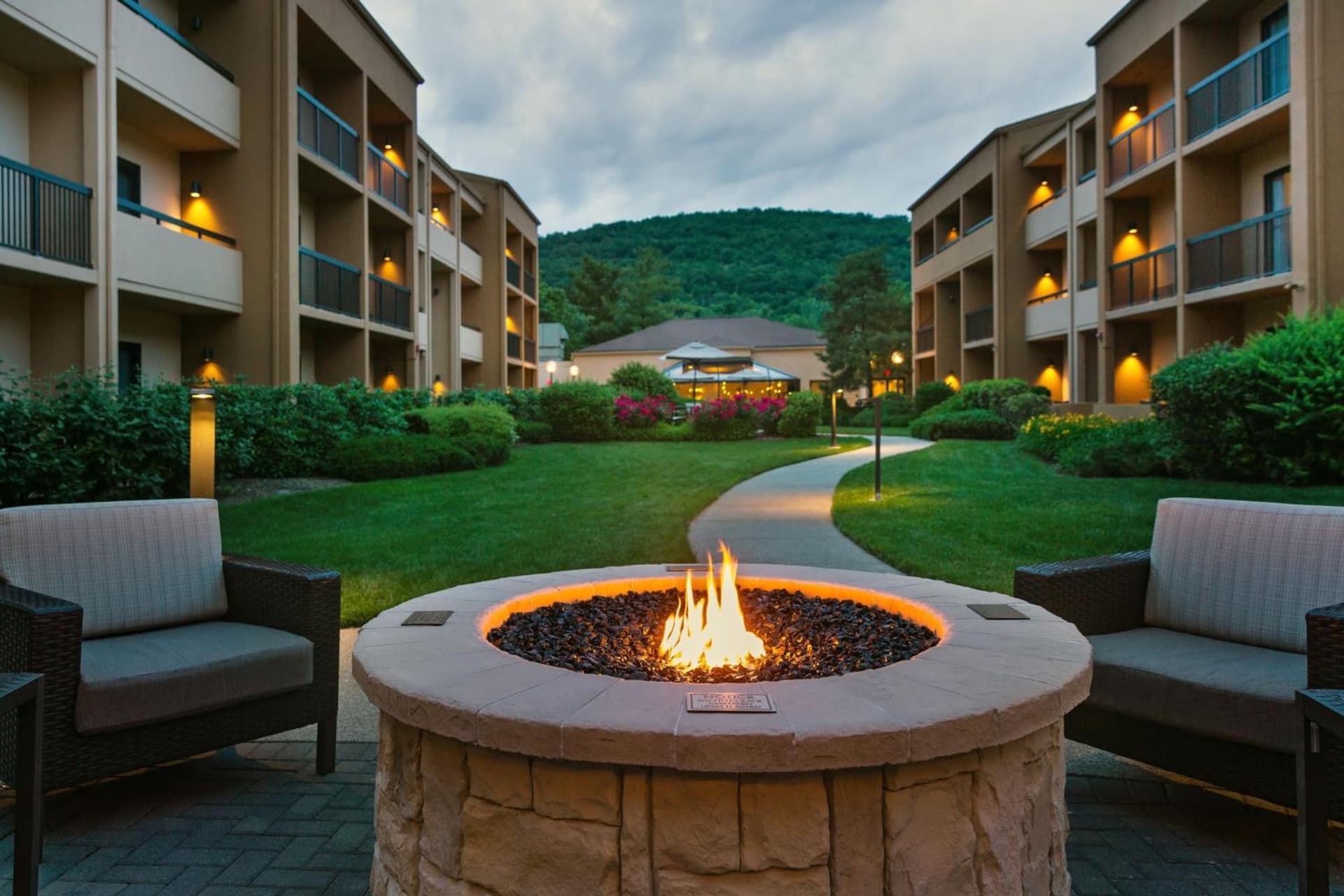 Courtyard by Marriott Mahwah gallery photo in Mahwah, NJ — image 13