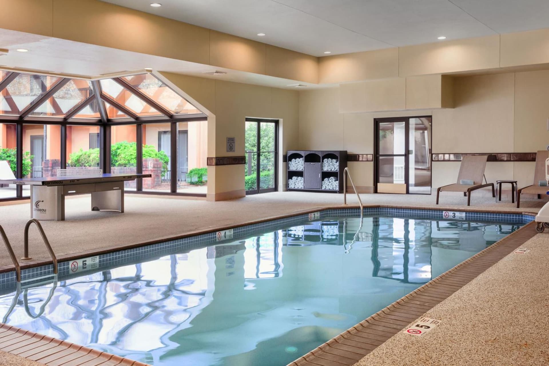 Courtyard by Marriott Mahwah gallery photo in Mahwah, NJ — image 25