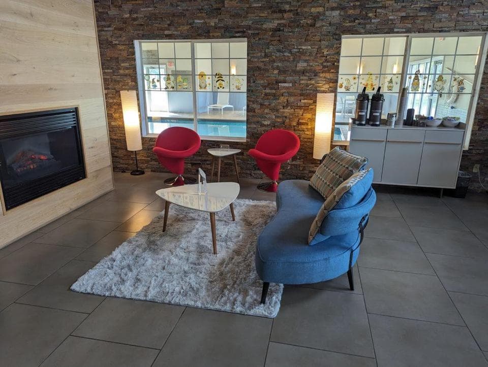 Country Inn & Suites by Radisson, Chippewa Falls, WI gallery photo in Chippewa Falls, WI — image 6