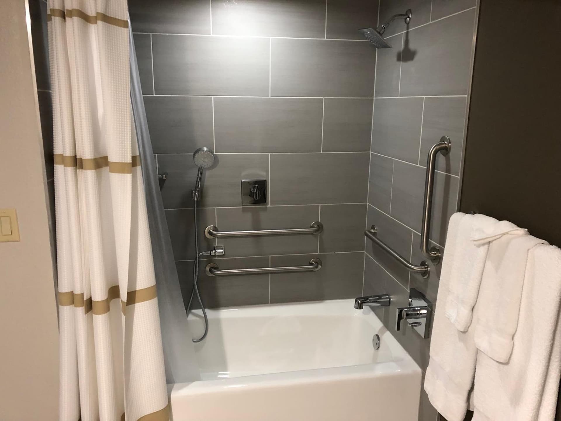Marriott Phoenix Airport interior in Phoenix, AZ — gallery photo 2