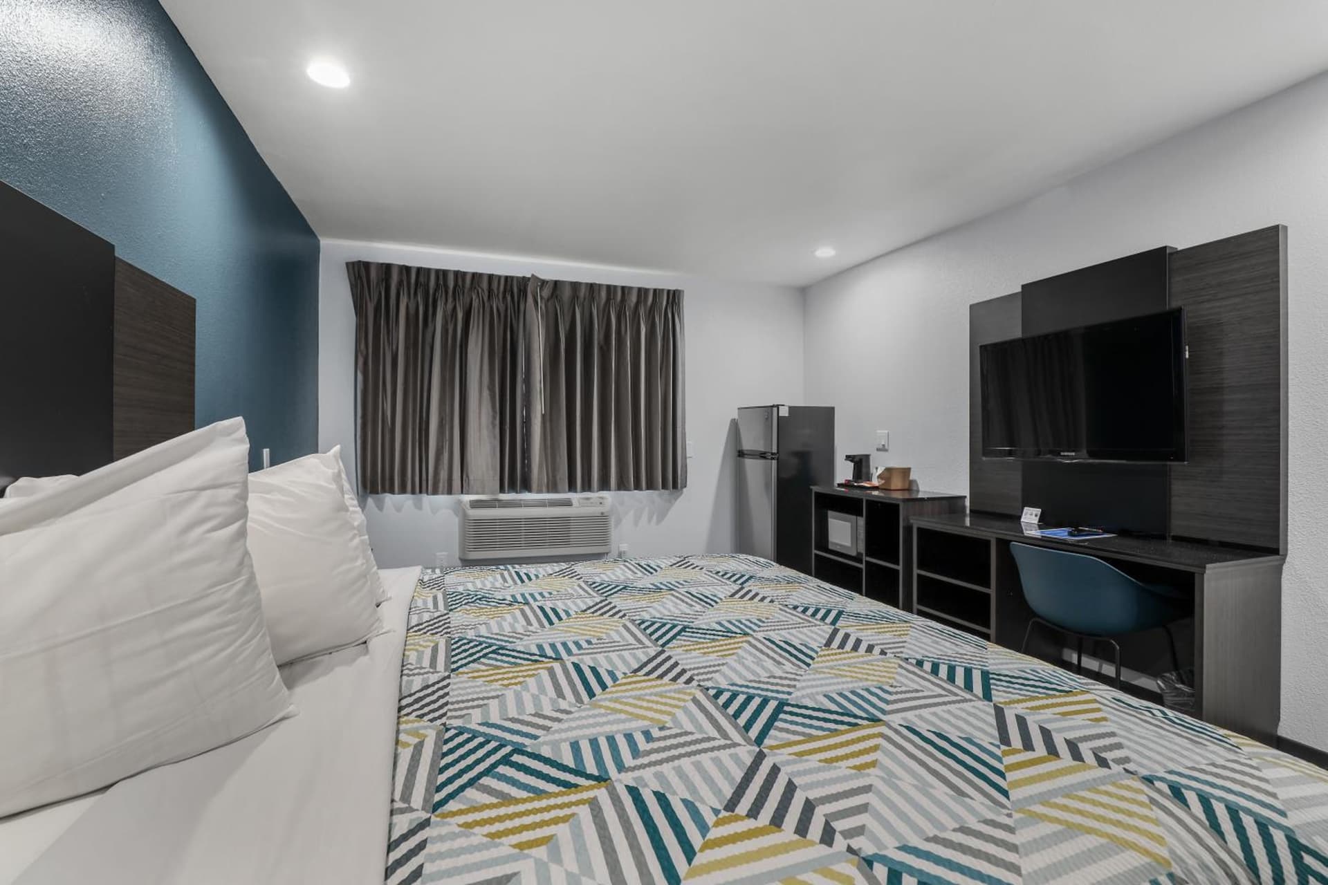 Studio 6 Suites Perris, CA gallery photo in Perris, CA — image 26