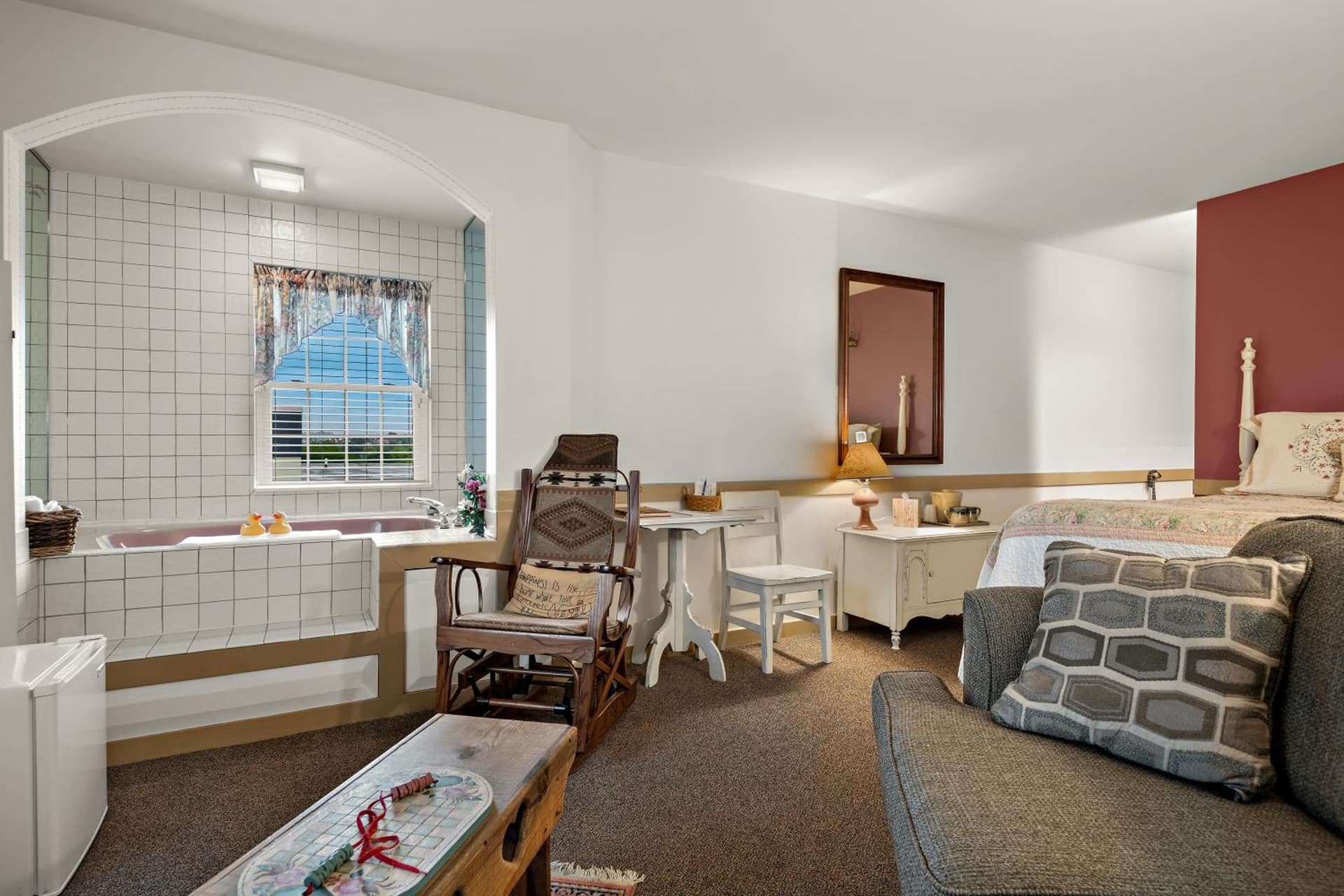 Country Living Inn gallery photo in Lancaster, PA — image 10