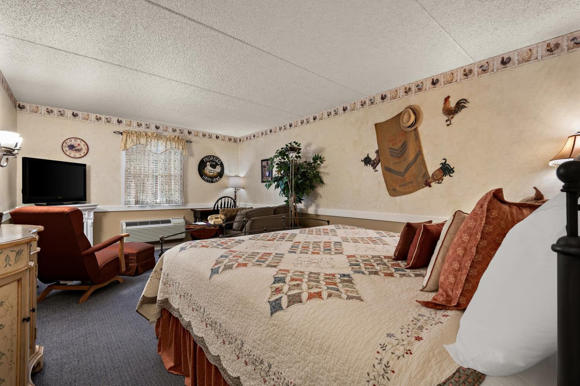 Country Living Inn gallery photo in Lancaster, PA — image 8