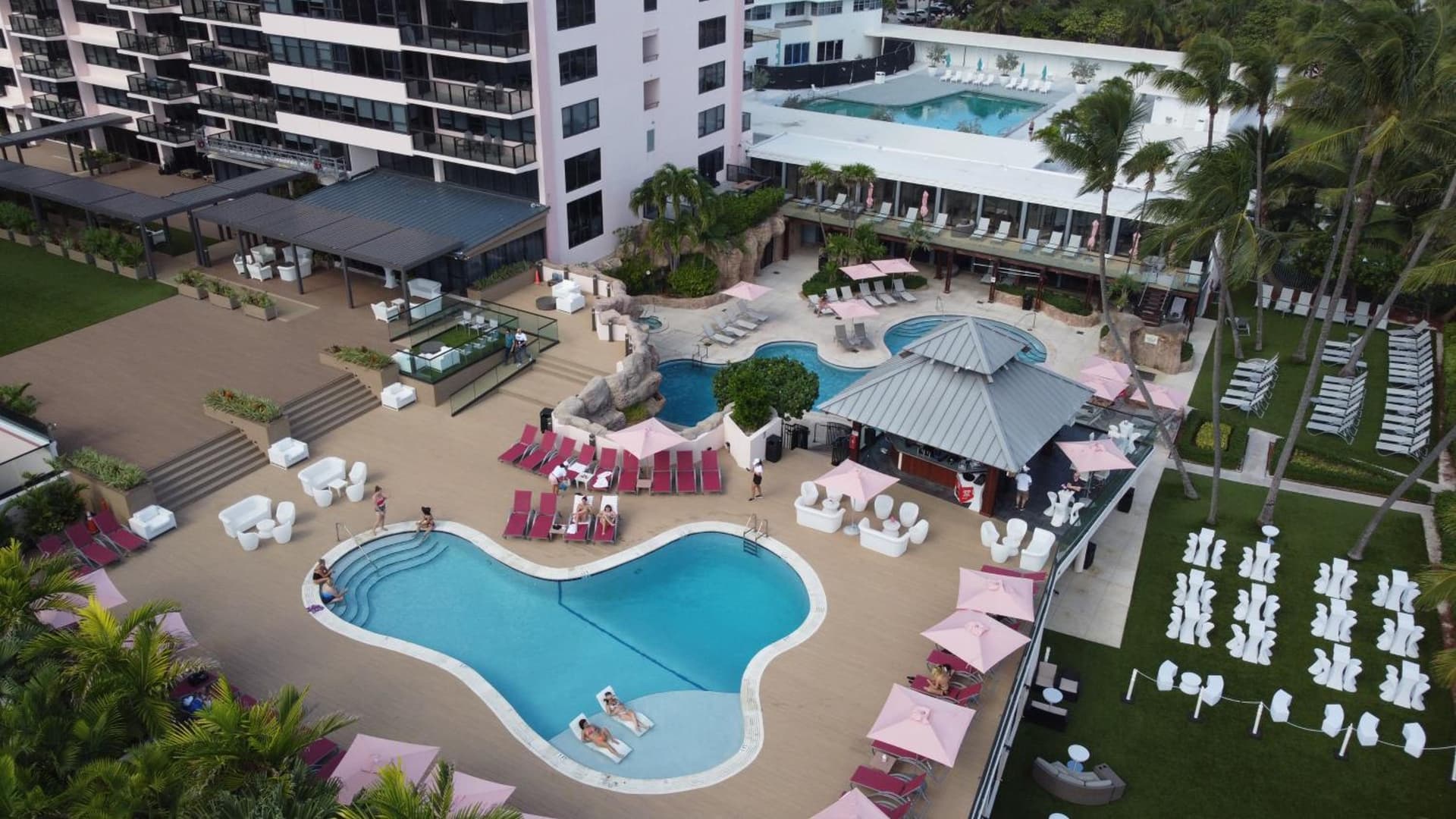 Two Bedroom on the Beach with balcony and Oceanview property views in Miami Beach, FL — gallery photo 3