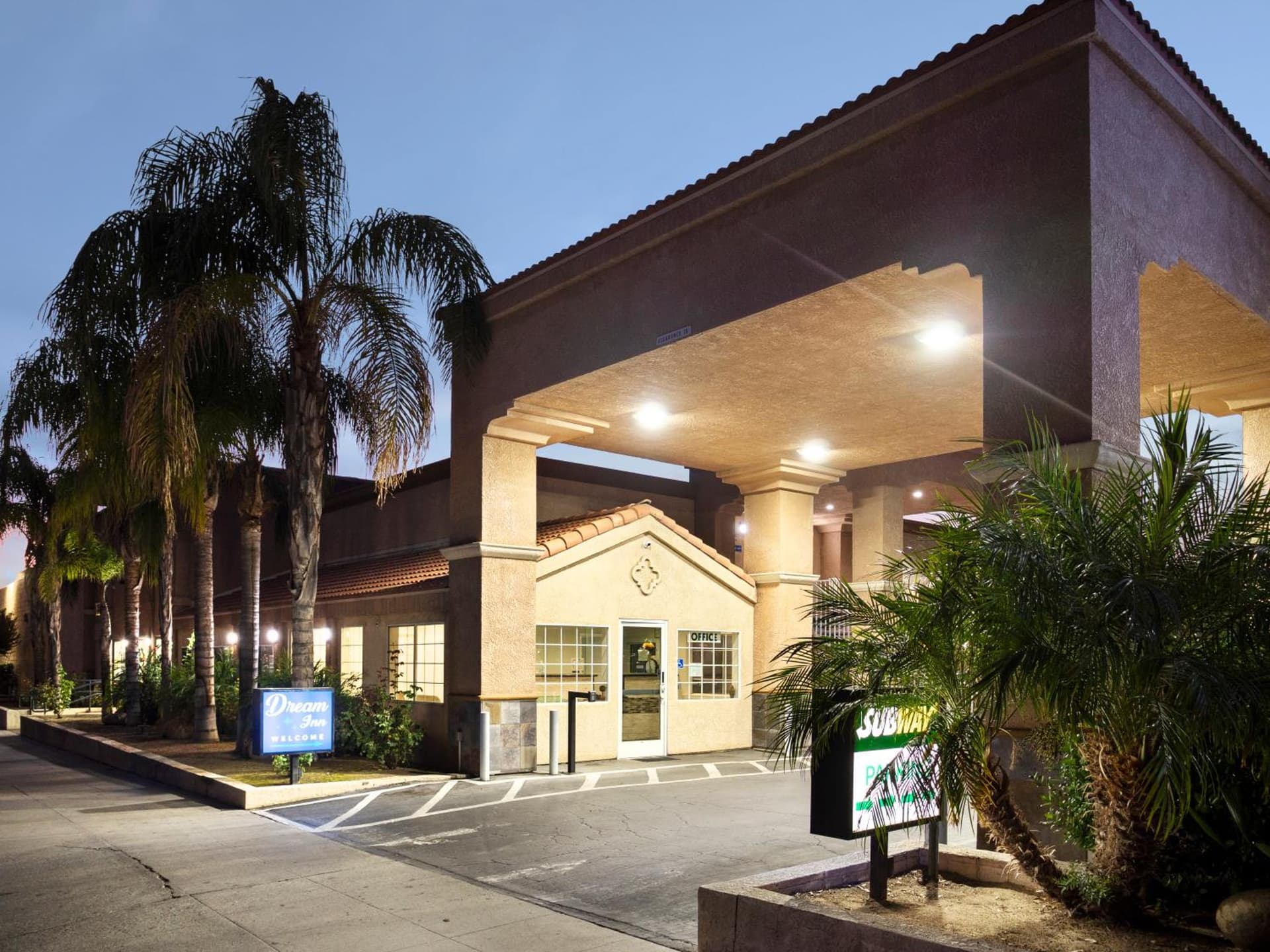 Dream Inn — hotel in Fresno, California