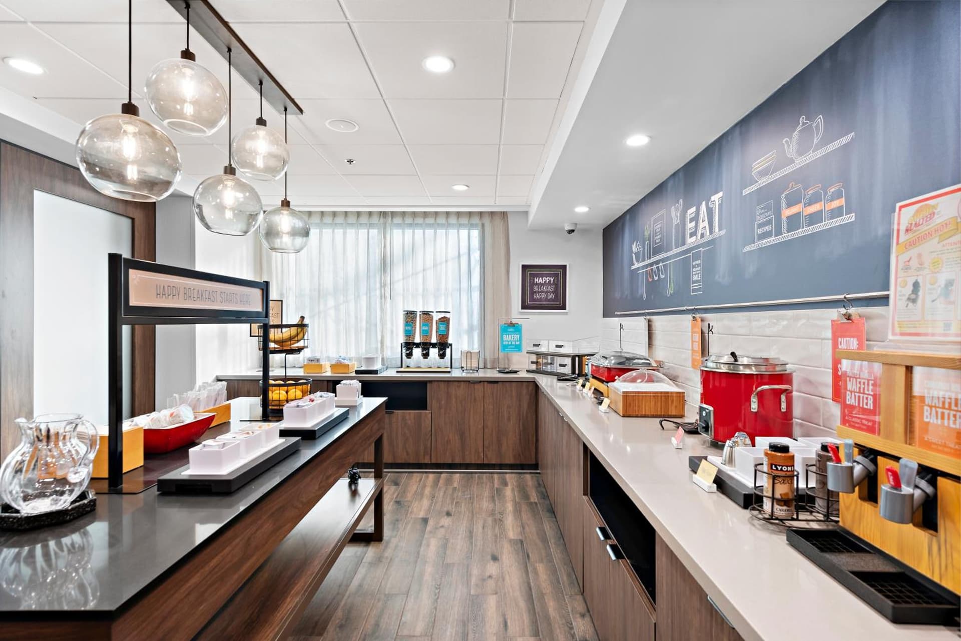 Hampton Inn by Hilton Los Angeles Airport LAX gallery photo in Los Angeles, CA — image 32