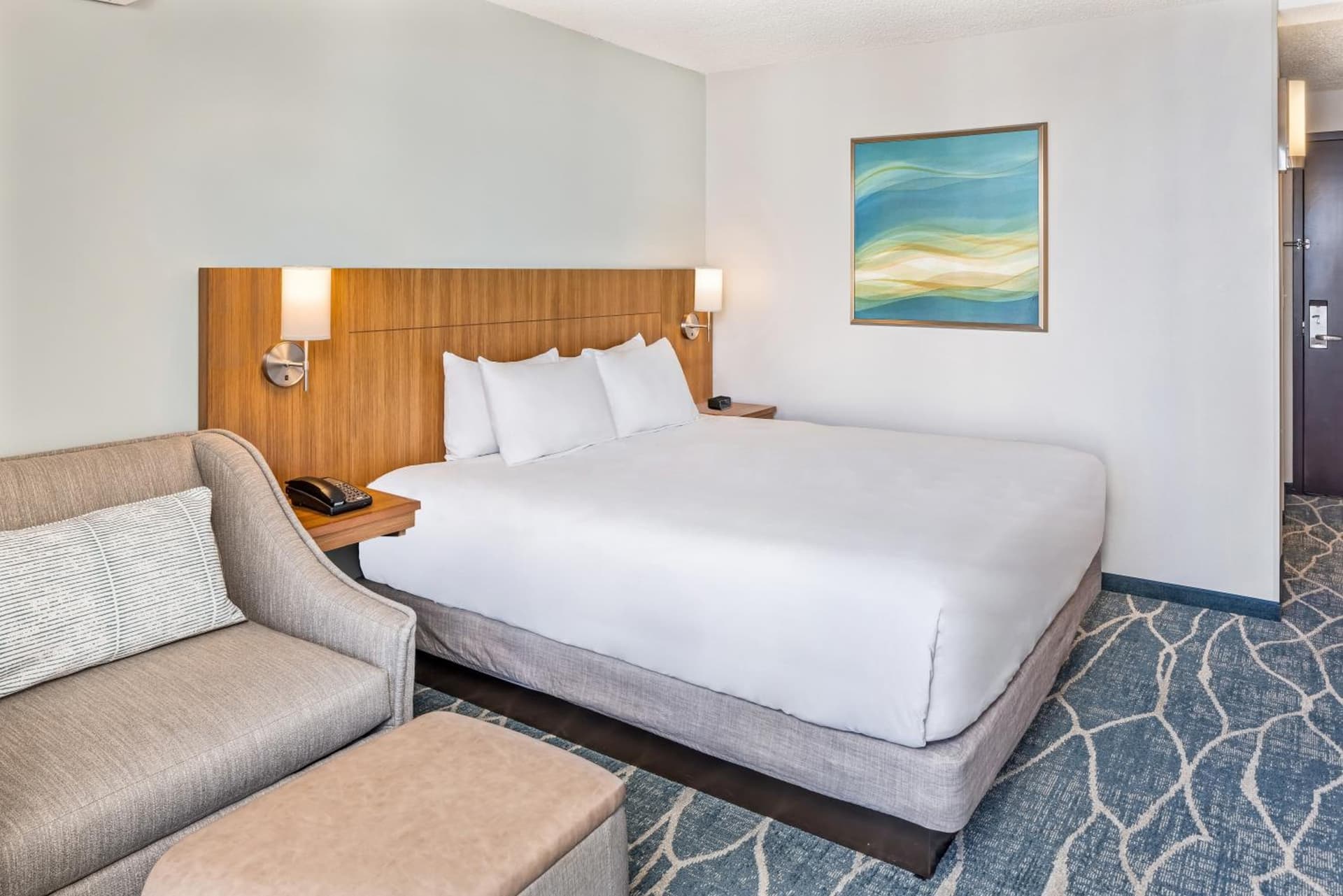 Hyatt Place Waikiki Beach gallery photo in Honolulu, HI — image 90