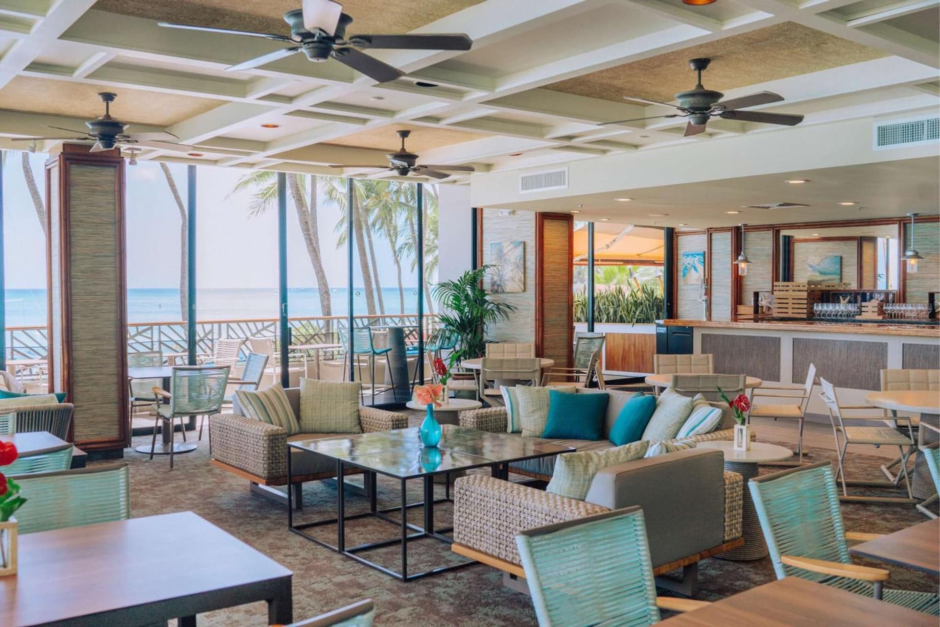 OUTRIGGER Waikiki Beach Resort property views in Honolulu, HI — gallery photo 3