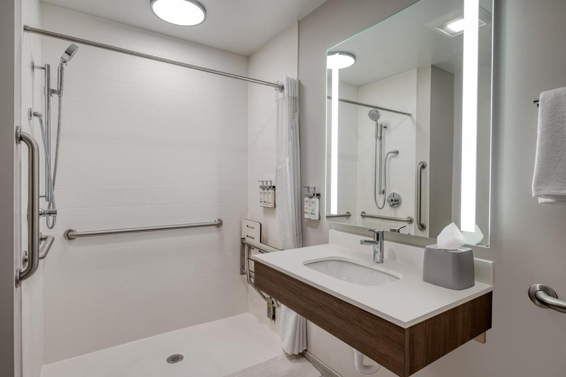 Holiday Inn Express & Suites Wadsworth by IHG gallery photo in Wadsworth, OH — image 50