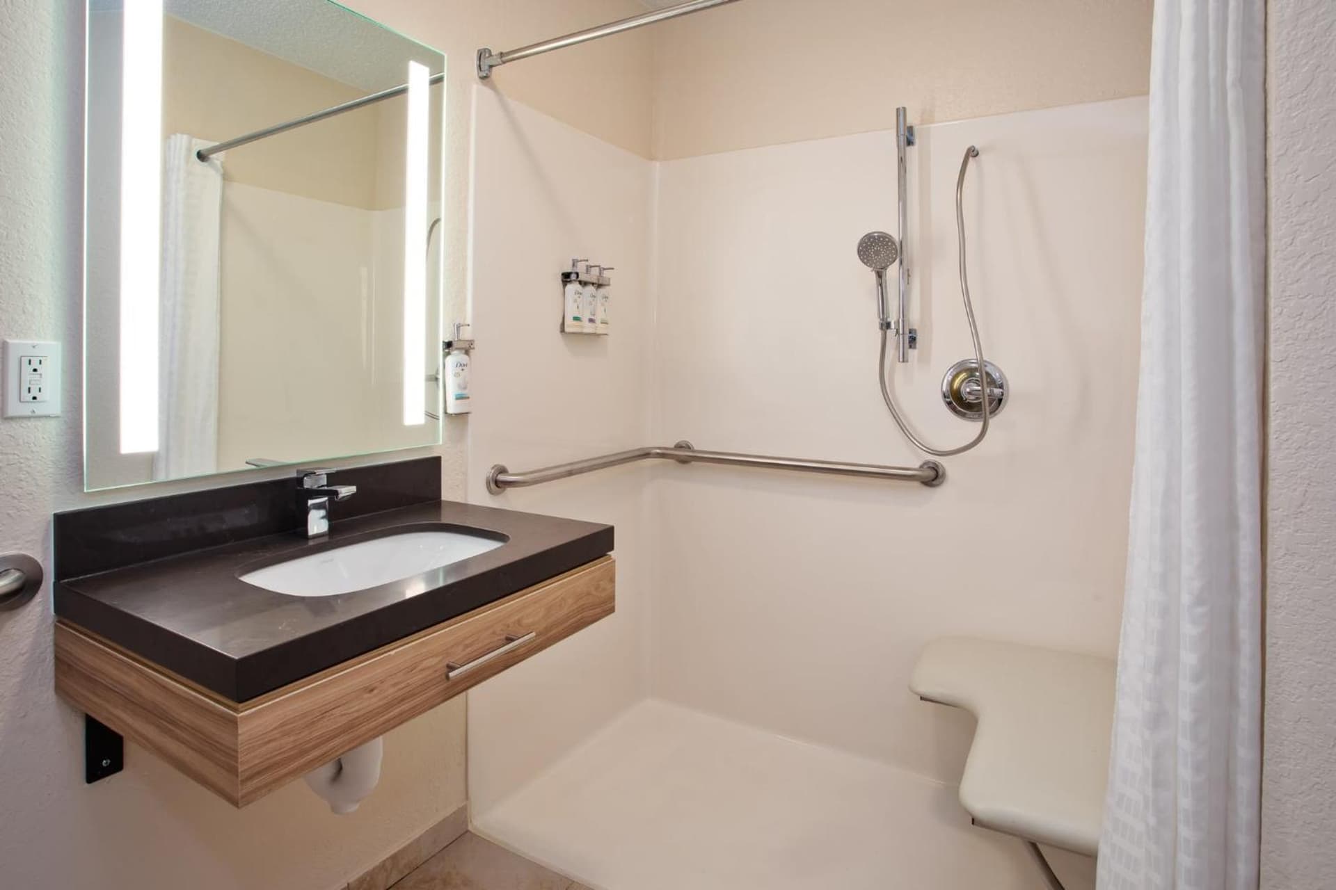Candlewood Suites Kenosha - Pleasant Prairie by IHG gallery photo in Pleasant Prairie, WI — image 50