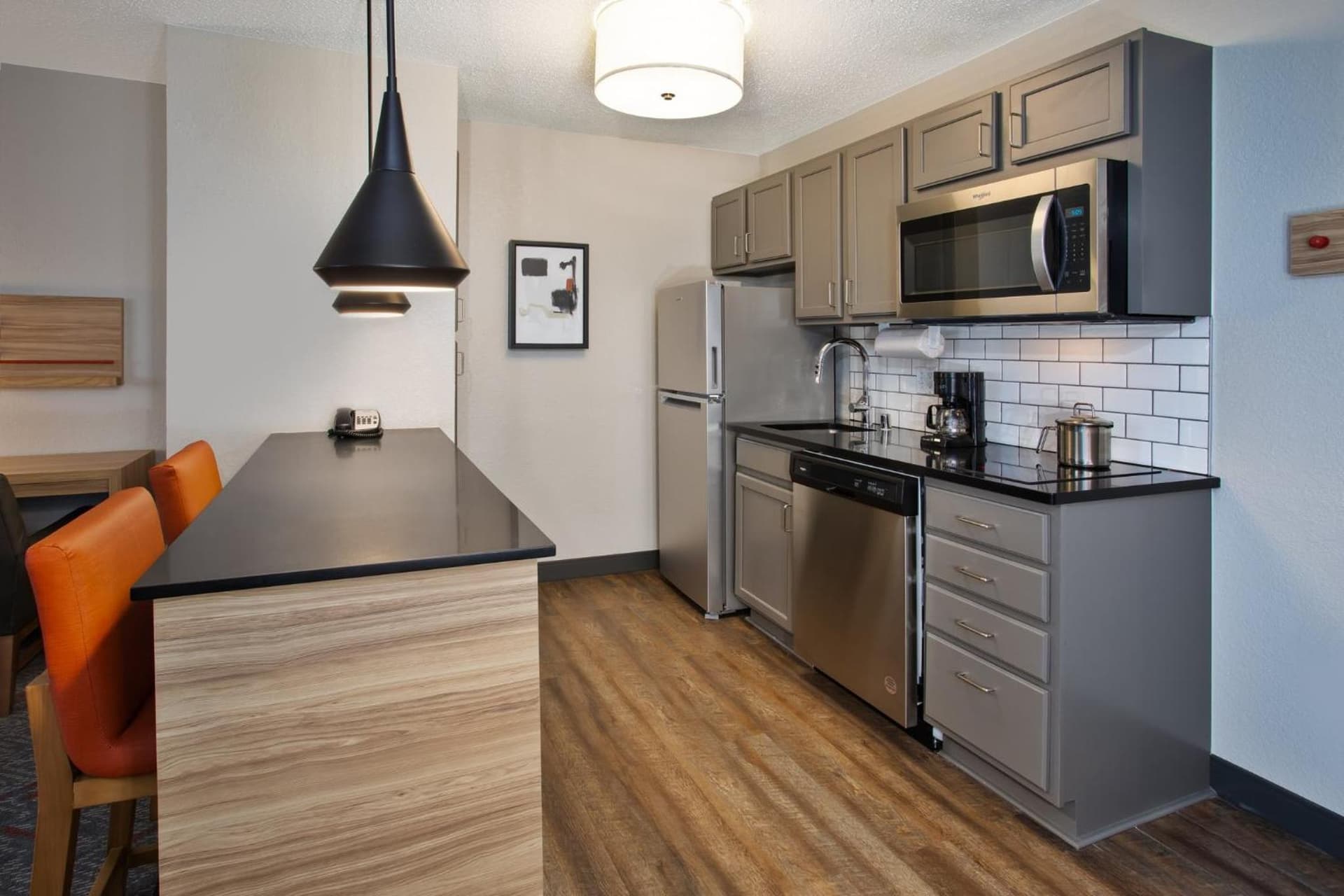 Candlewood Suites Kenosha - Pleasant Prairie by IHG gallery photo in Pleasant Prairie, WI — image 25