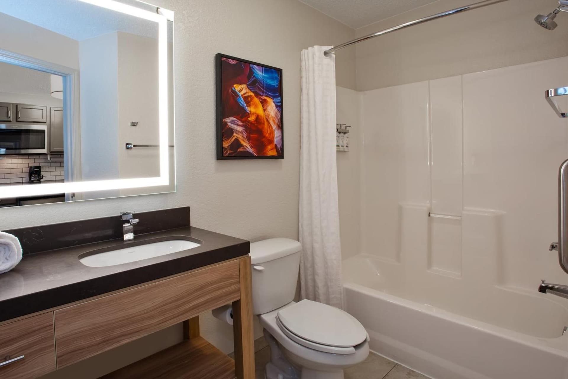 Candlewood Suites Kenosha - Pleasant Prairie by IHG gallery photo in Pleasant Prairie, WI — image 7