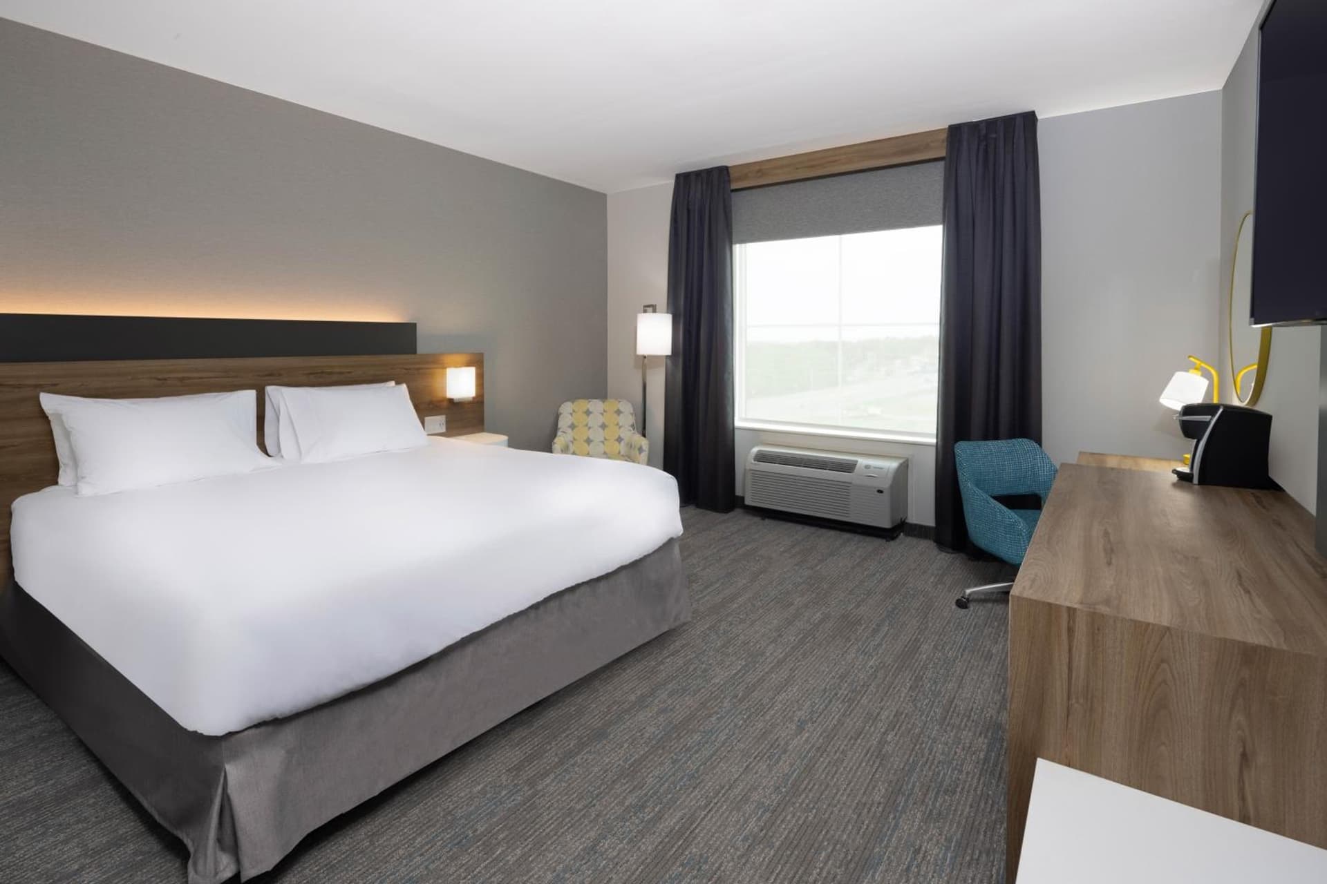 Hampton Inn by Hilton Verona at Turning Stone property views in Verona — gallery photo 3