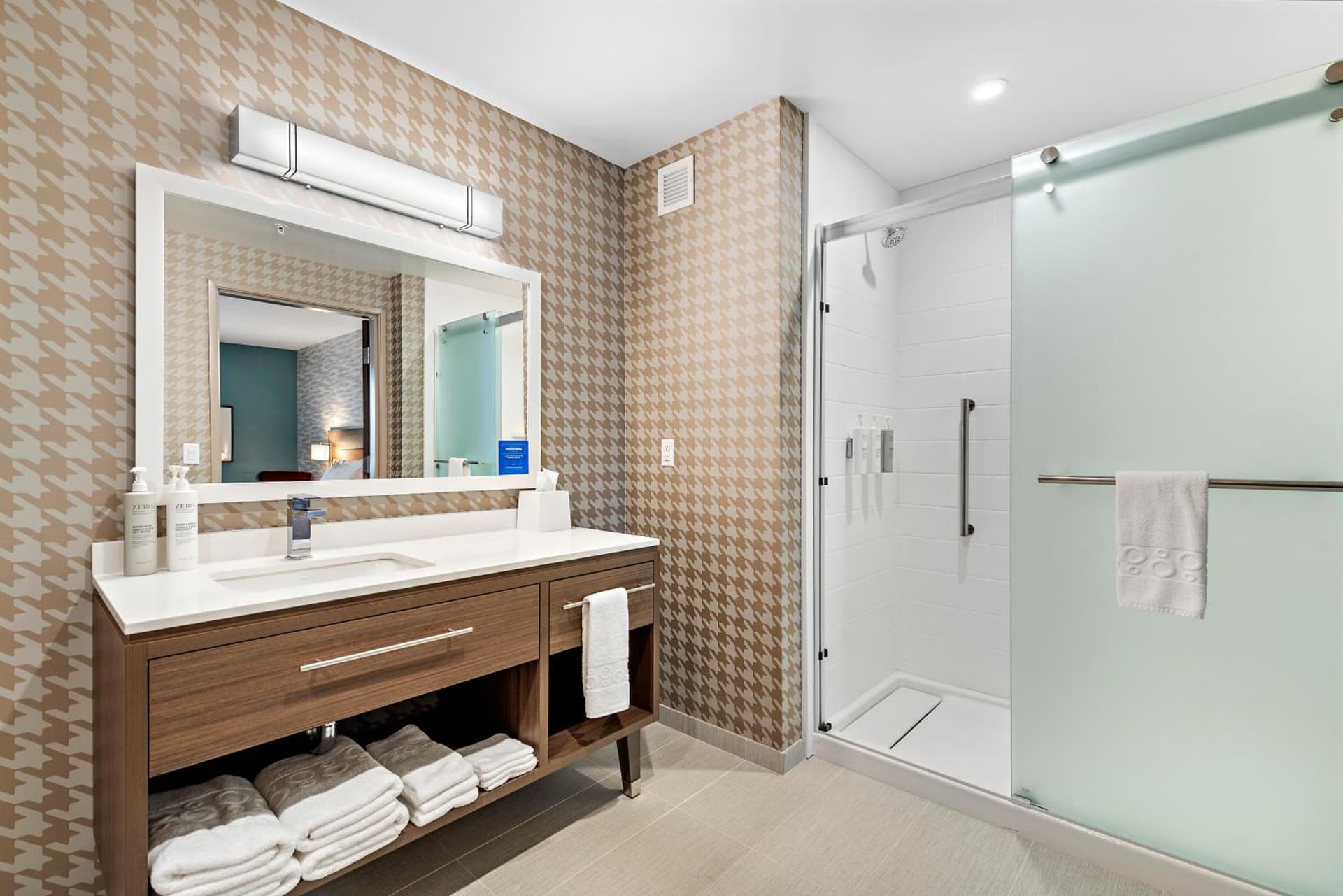Home2 Suites By Hilton San Bernardino gallery photo in San Bernardino, CA — image 7