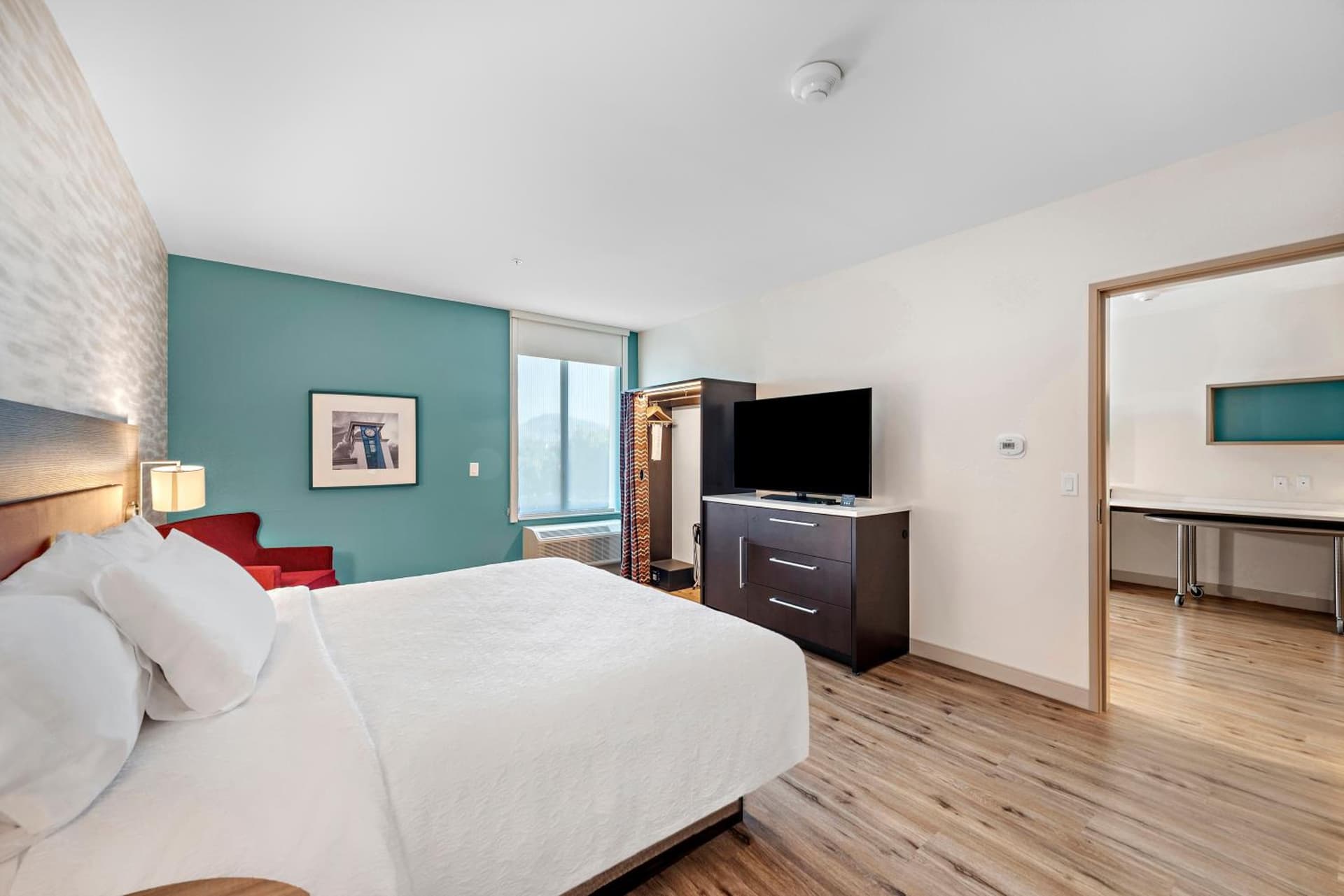 Home2 Suites By Hilton San Bernardino gallery photo in San Bernardino, CA — image 4