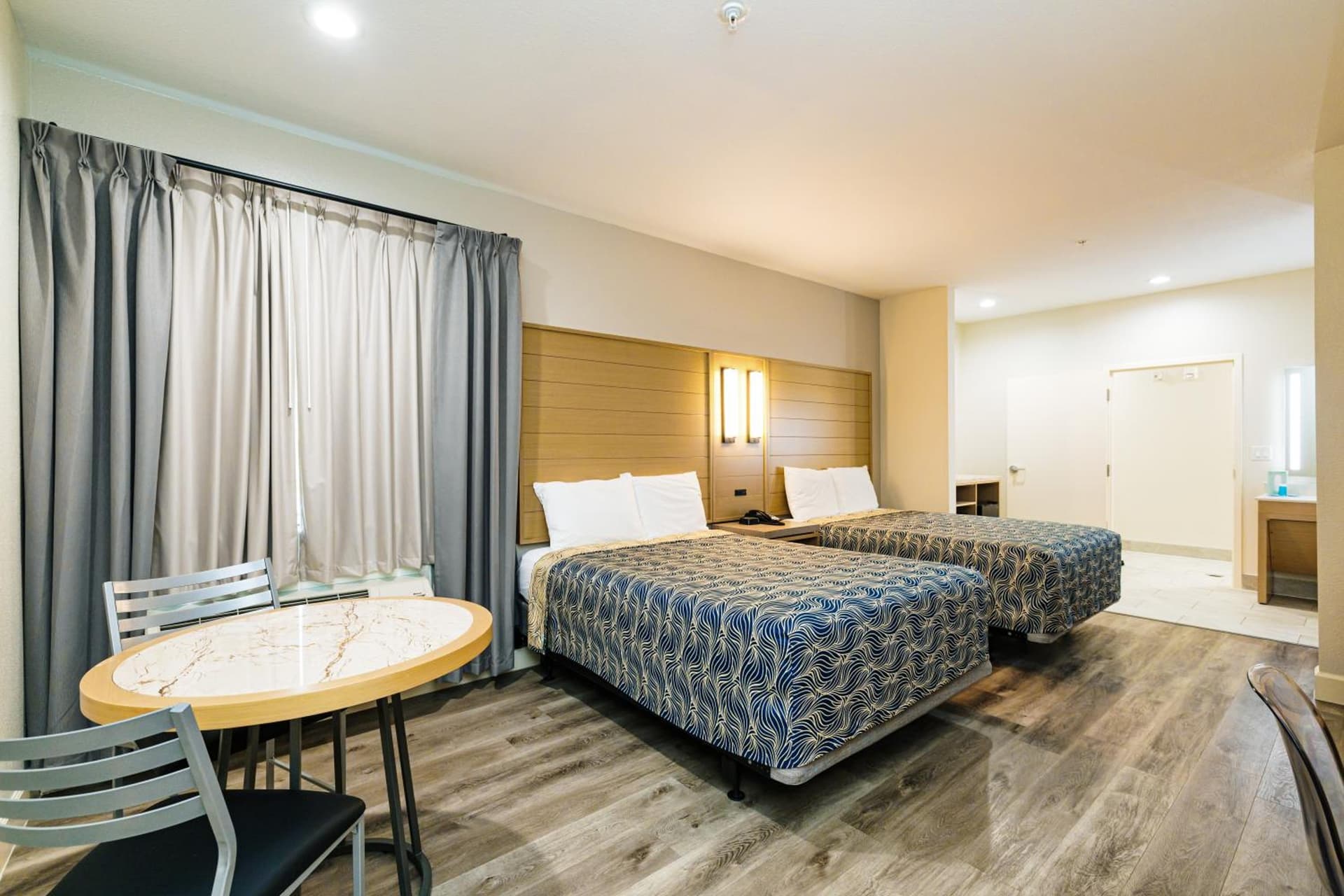 Palace Inn IAH Houston Bush Intercontinental Airport gallery photo in Humble, TX — image 4